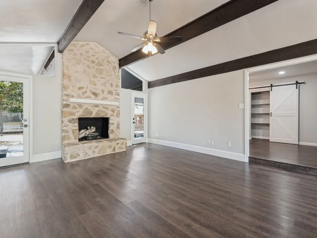 Single Family Residence For Sale in Tarrant County , 6455 El Toro Court, Fort Worth, Texas 76133, 4 Bedroom, 2 Bathroom, 2 Garage spaces, 1,956 Sqft, built in 1971, mls#21394441, Real Estate Agent in Fort Worth, Homes For Sale in Tarrant county, Homes For Sale in Fort Worth, Realtor in Fort Worth Texas, Real Estate Brokerage Independent Realty Texas, Luminita Cordes Realtor