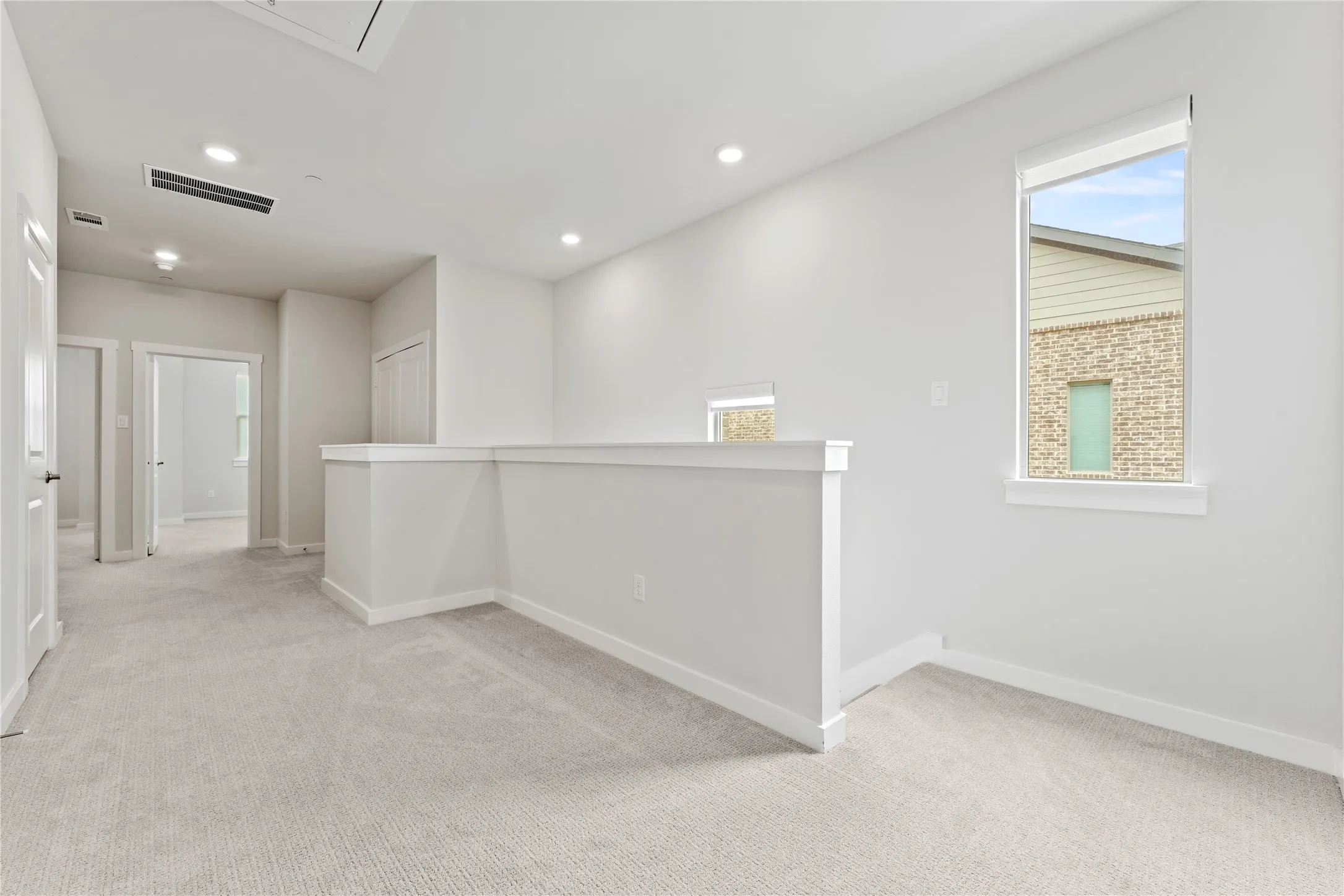 Townhouse For Rent in Dallas County , 2616 La Cala Drive, Grand Prairie, Texas 75054, 3 Bedroom, 3 Bathroom, 2 Garage spaces, 1,813 Sqft, built in 2023, mls#21394422, Real Estate Agent in Grand Prairie, Homes For Rent in Dallas county, Homes For Rent in Grand Prairie, Realtor in Grand Prairie Texas, Real Estate Brokerage Independent Realty Texas, Luminita Cordes Realtor