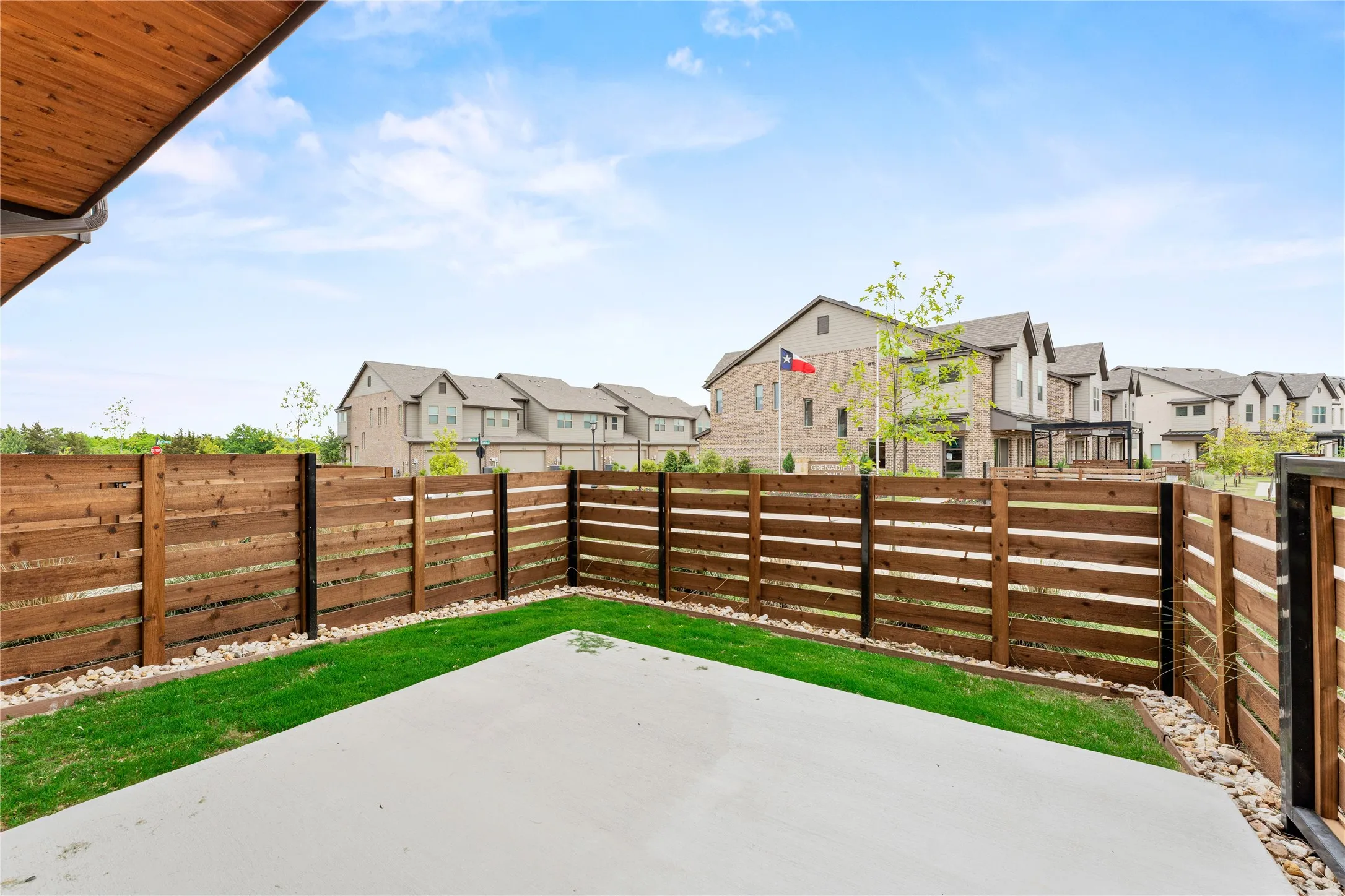 Townhouse For Rent in Dallas County , 2616 La Cala Drive, Grand Prairie, Texas 75054, 3 Bedroom, 3 Bathroom, 2 Garage spaces, 1,813 Sqft, built in 2023, mls#21394422, Real Estate Agent in Grand Prairie, Homes For Rent in Dallas county, Homes For Rent in Grand Prairie, Realtor in Grand Prairie Texas, Real Estate Brokerage Independent Realty Texas, Luminita Cordes Realtor