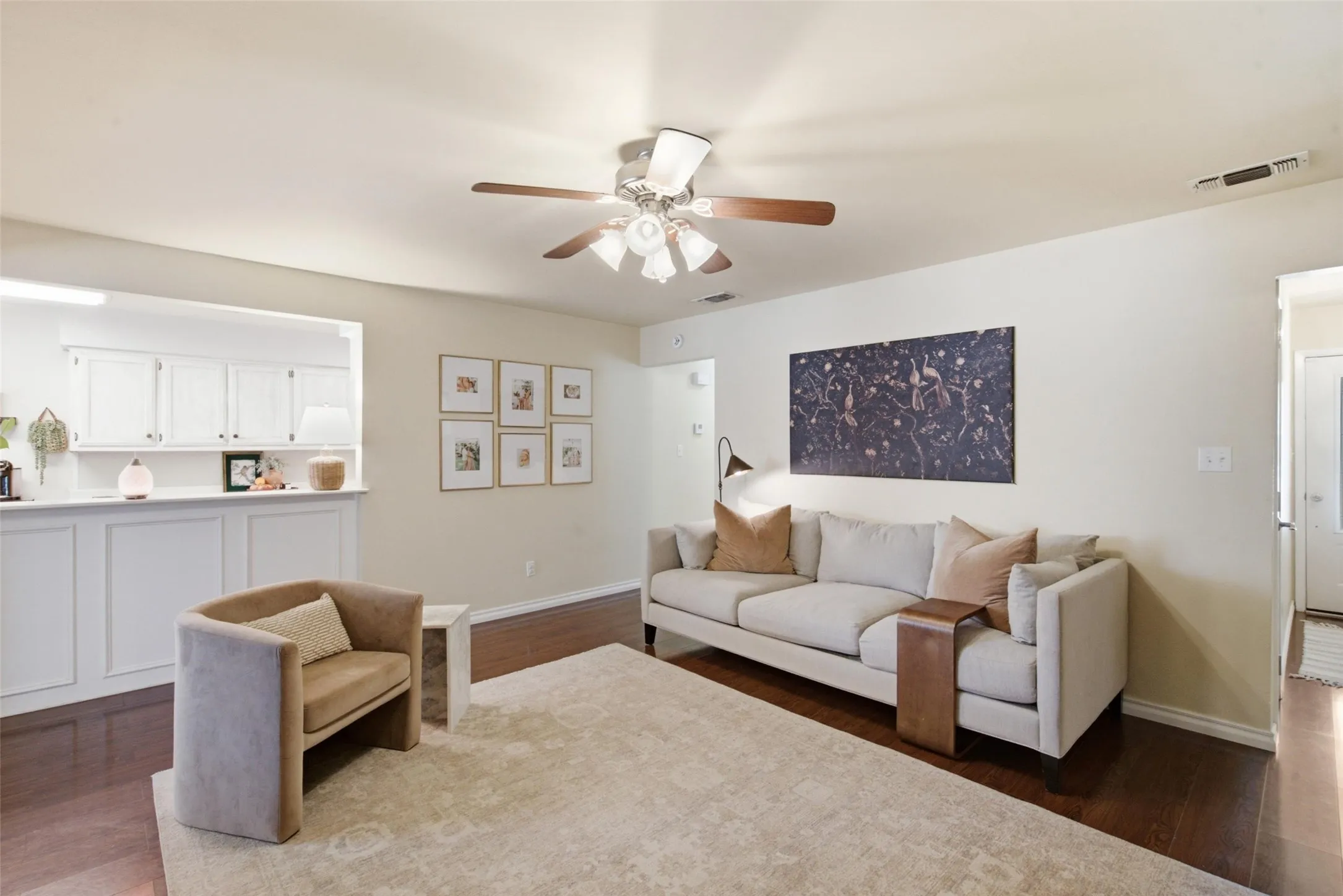 Single Family Residence For Sale in Young County , 1406 Doral Court, Graham, Texas 76450, 3 Bedroom, 2 Bathroom, 2 Garage spaces, 1,703 Sqft, built in 1985, mls#21394270, Real Estate Agent in Graham, Homes For Sale in Young county, Homes For Sale in Graham, Realtor in Graham Texas, Real Estate Brokerage Independent Realty Texas, Luminita Cordes Realtor