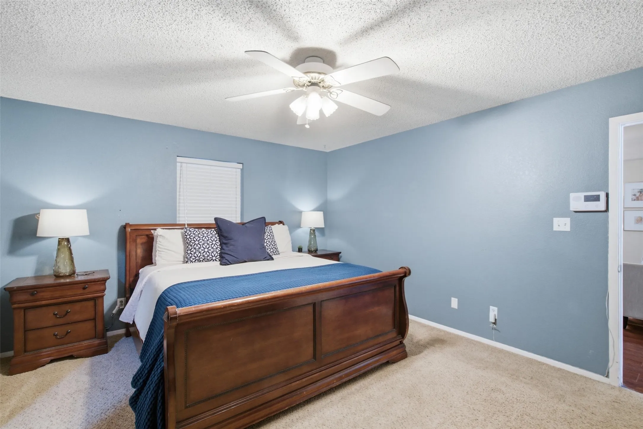 Single Family Residence For Sale in Young County , 1406 Doral Court, Graham, Texas 76450, 3 Bedroom, 2 Bathroom, 2 Garage spaces, 1,703 Sqft, built in 1985, mls#21394270, Real Estate Agent in Graham, Homes For Sale in Young county, Homes For Sale in Graham, Realtor in Graham Texas, Real Estate Brokerage Independent Realty Texas, Luminita Cordes Realtor