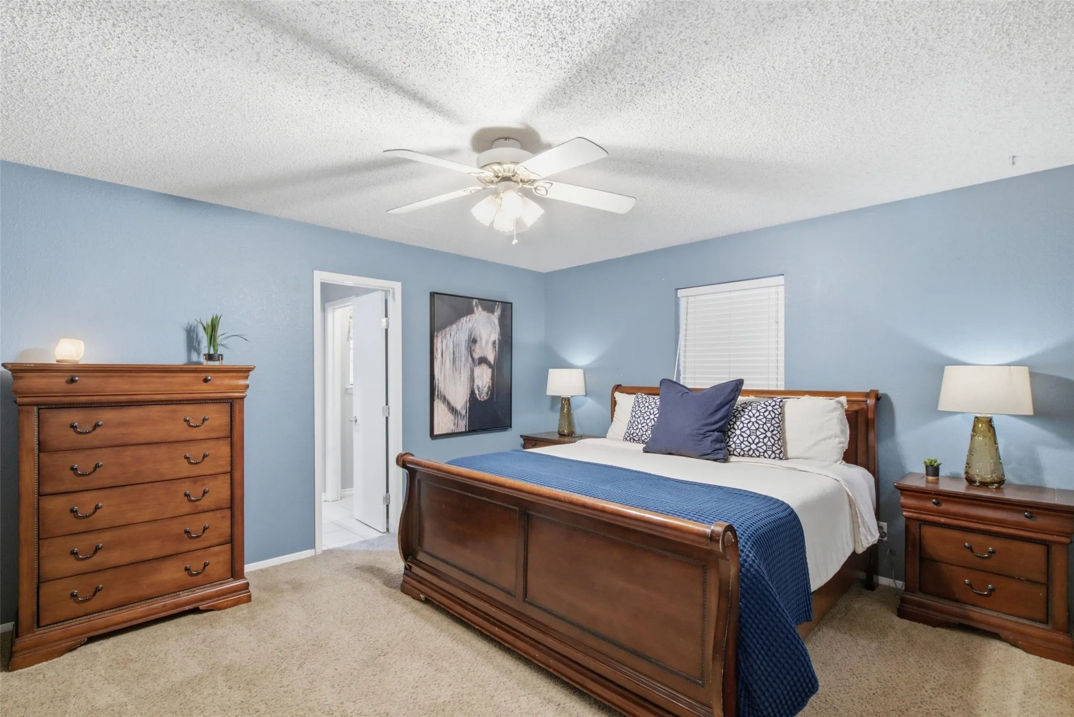Single Family Residence For Sale in Young County , 1406 Doral Court, Graham, Texas 76450, 3 Bedroom, 2 Bathroom, 2 Garage spaces, 1,703 Sqft, built in 1985, mls#21394270, Real Estate Agent in Graham, Homes For Sale in Young county, Homes For Sale in Graham, Realtor in Graham Texas, Real Estate Brokerage Independent Realty Texas, Luminita Cordes Realtor