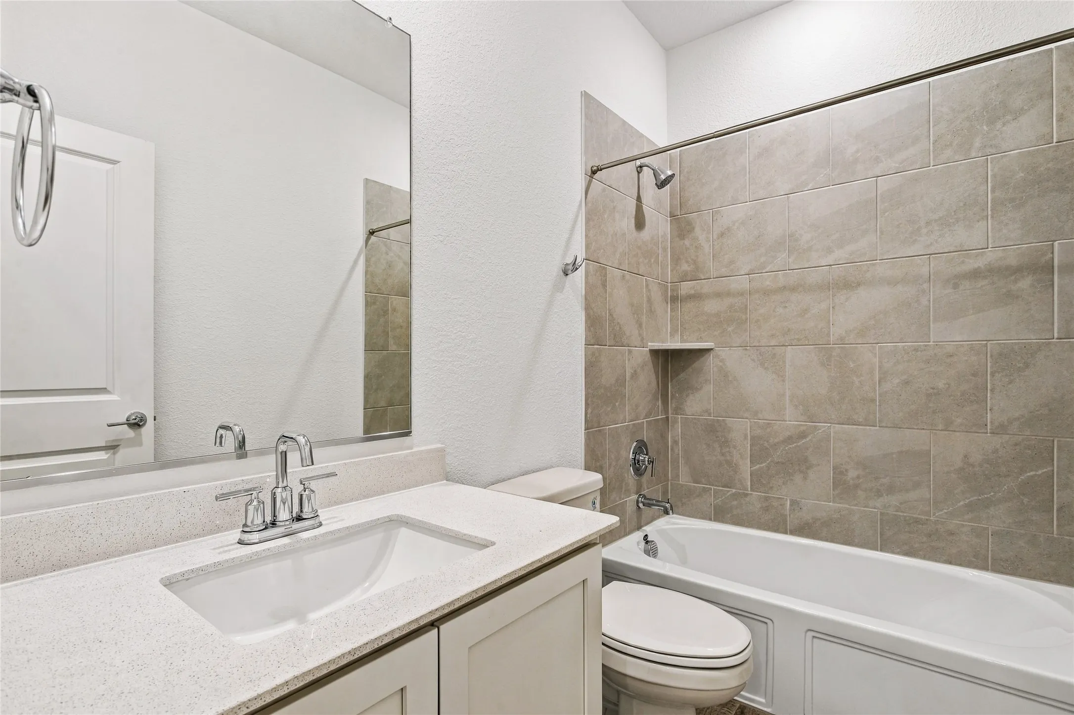 Single Family Residence For Sale in Collin County , 8709 Red Fox Trail, Mc Kinney, Texas 75071, 5 Bedroom, 5 Bathroom, 2 Garage spaces, 3,369 Sqft, built in 2023, mls#21389098, Real Estate Agent in Mc Kinney, Homes For Sale in Collin county, Homes For Sale in Mc Kinney, Realtor in Mc Kinney Texas, Real Estate Brokerage Independent Realty Texas, Luminita Cordes Realtor