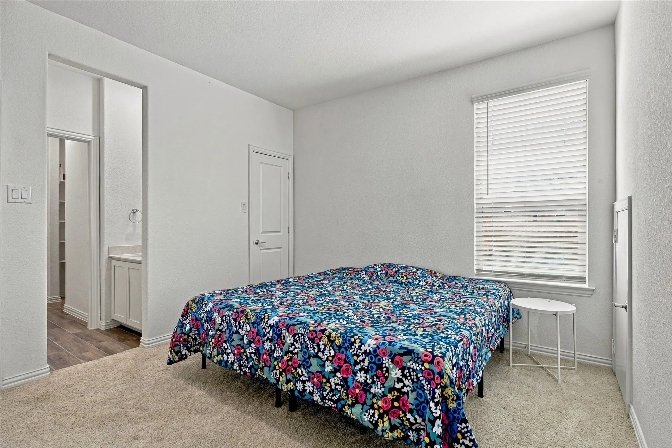 Single Family Residence For Sale in Collin County , 8709 Red Fox Trail, Mc Kinney, Texas 75071, 5 Bedroom, 5 Bathroom, 2 Garage spaces, 3,369 Sqft, built in 2023, mls#21389098, Real Estate Agent in Mc Kinney, Homes For Sale in Collin county, Homes For Sale in Mc Kinney, Realtor in Mc Kinney Texas, Real Estate Brokerage Independent Realty Texas, Luminita Cordes Realtor