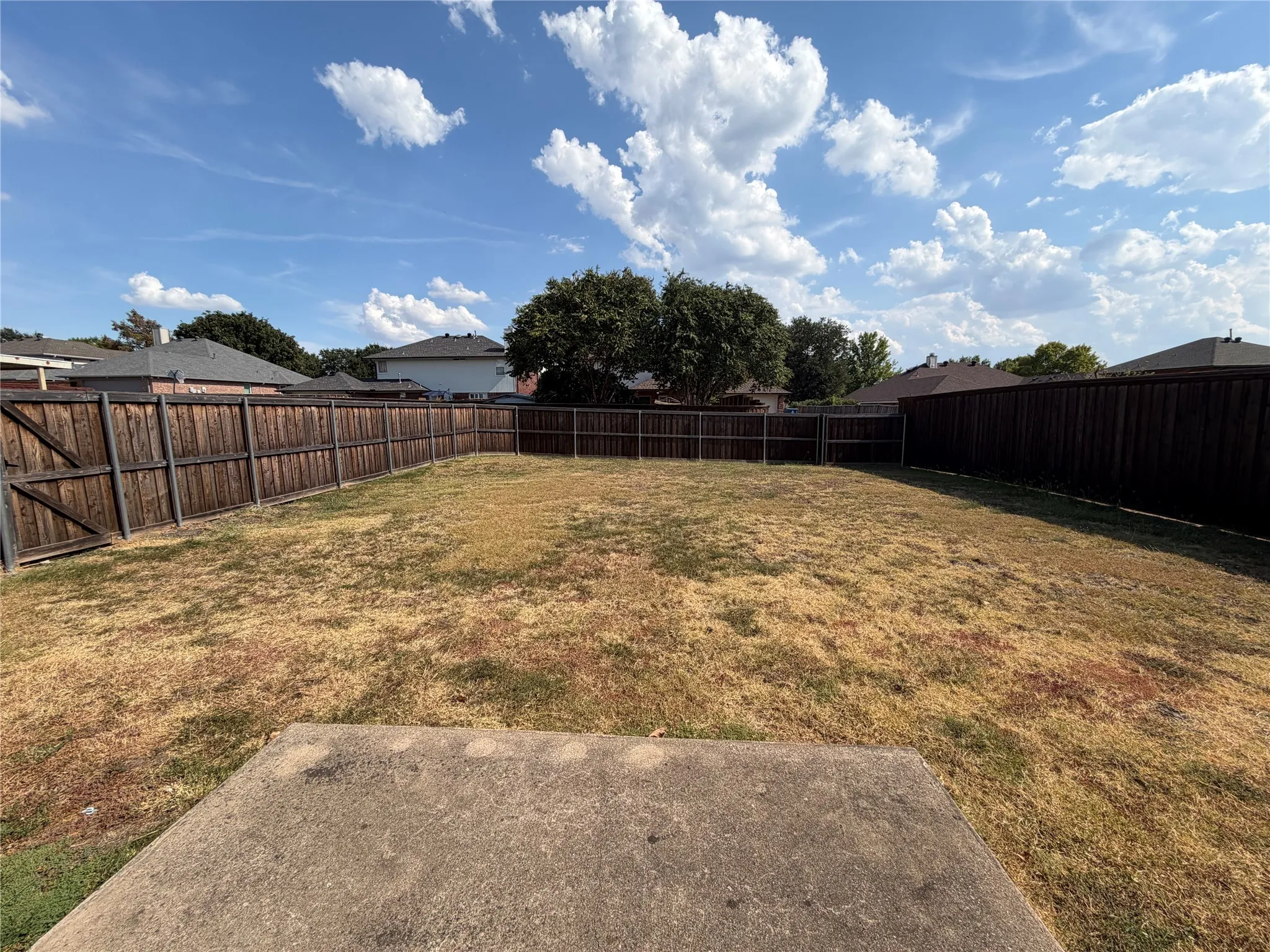 Single Family Residence For Sale in Dallas County , 4006 Pointe Loma Drive, Rowlett, Texas 75088, 4 Bedroom, 3 Bathroom, 2 Garage spaces, 2,808 Sqft, built in 1998, mls#21394836, Real Estate Agent in Rowlett, Homes For Sale in Dallas county, Homes For Sale in Rowlett, Realtor in Rowlett Texas, Real Estate Brokerage Independent Realty Texas, Luminita Cordes Realtor