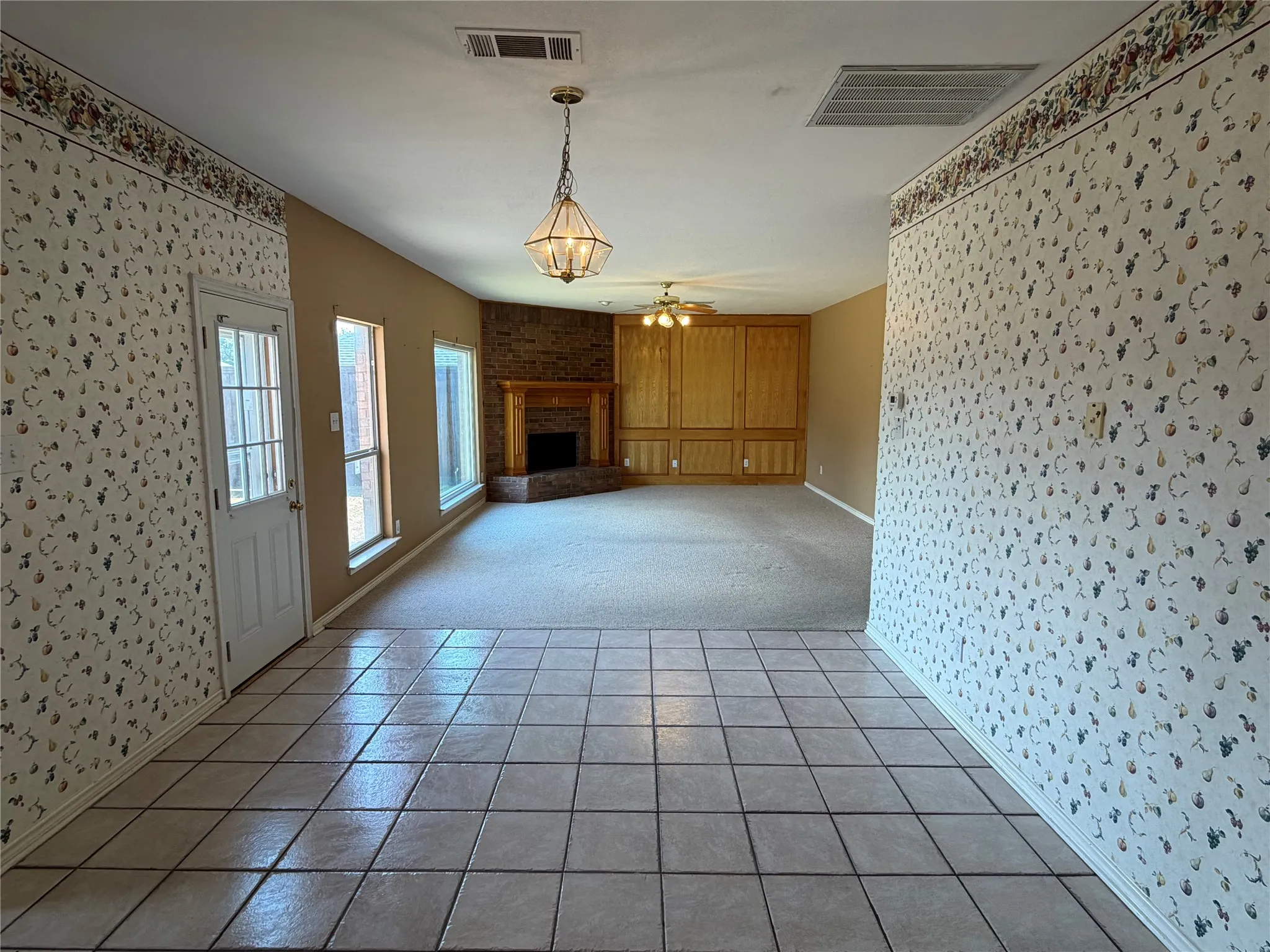 Single Family Residence For Sale in Dallas County , 4006 Pointe Loma Drive, Rowlett, Texas 75088, 4 Bedroom, 3 Bathroom, 2 Garage spaces, 2,808 Sqft, built in 1998, mls#21394836, Real Estate Agent in Rowlett, Homes For Sale in Dallas county, Homes For Sale in Rowlett, Realtor in Rowlett Texas, Real Estate Brokerage Independent Realty Texas, Luminita Cordes Realtor
