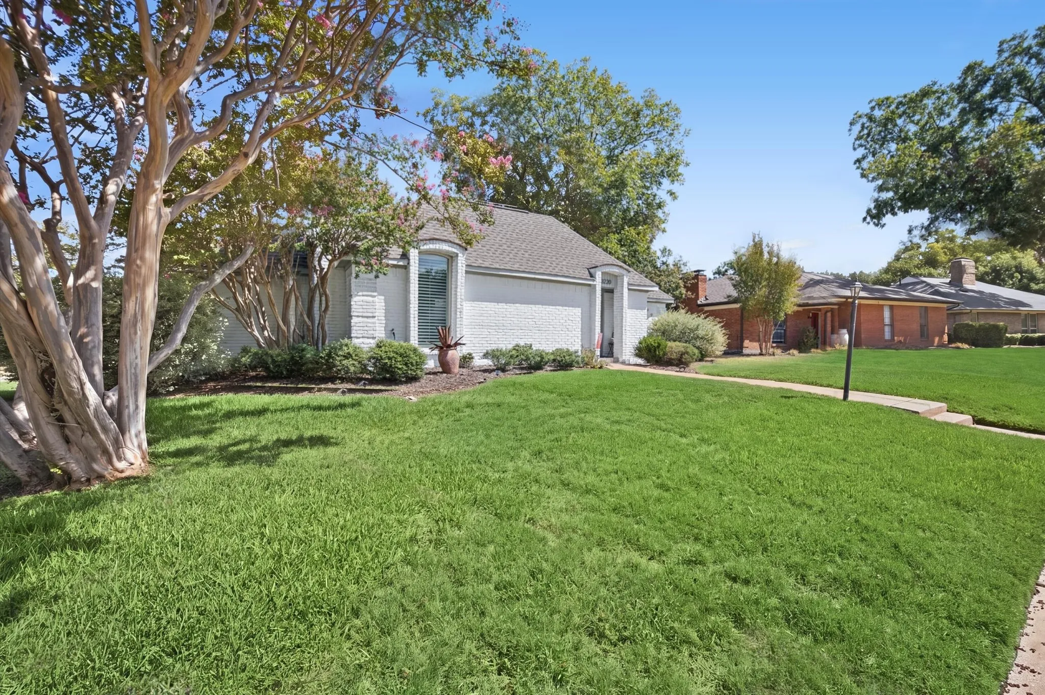 Single Family Residence For Sale in Collin County , 3220 Bandolino Lane, Plano, Texas 75075, 4 Bedroom, 2 Bathroom, 2 Garage spaces, 2,051 Sqft, built in 1980, mls#21394234, Real Estate Agent in Plano, Homes For Sale in Collin county, Homes For Sale in Plano, Realtor in Plano Texas, Real Estate Brokerage Independent Realty Texas, Luminita Cordes Realtor
