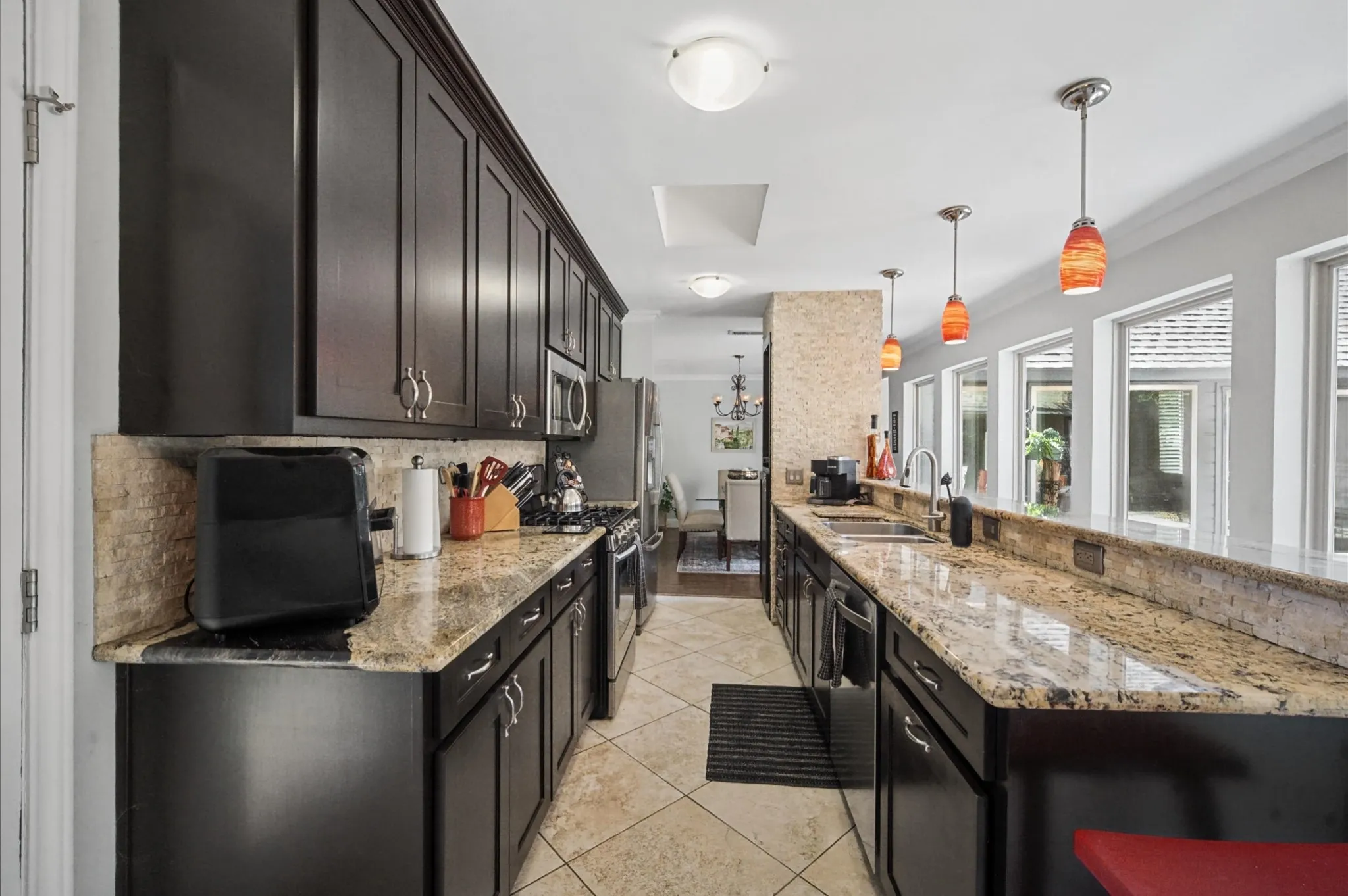 Single Family Residence For Sale in Collin County , 3220 Bandolino Lane, Plano, Texas 75075, 4 Bedroom, 2 Bathroom, 2 Garage spaces, 2,051 Sqft, built in 1980, mls#21394234, Real Estate Agent in Plano, Homes For Sale in Collin county, Homes For Sale in Plano, Realtor in Plano Texas, Real Estate Brokerage Independent Realty Texas, Luminita Cordes Realtor