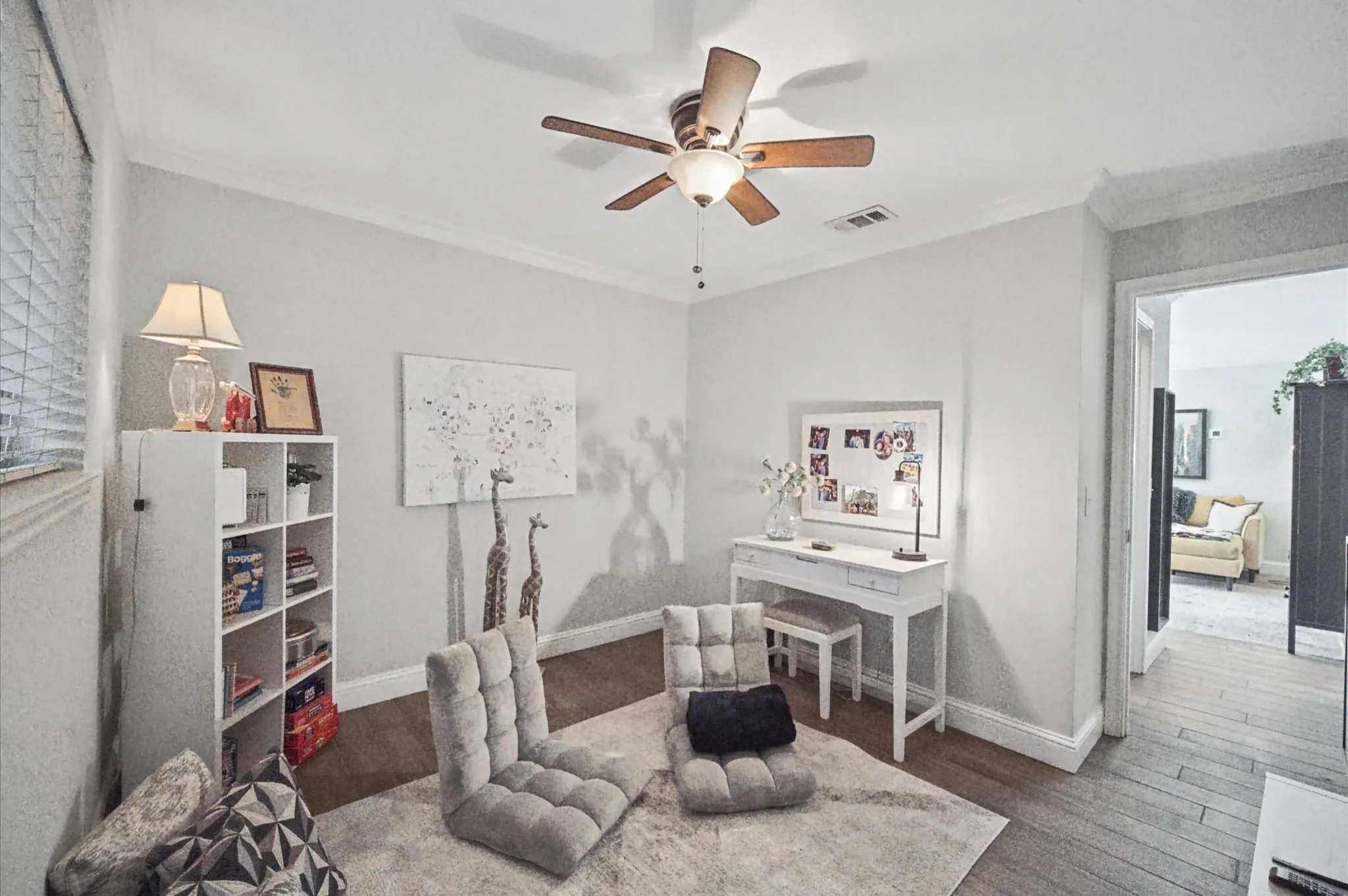 Single Family Residence For Sale in Collin County , 3220 Bandolino Lane, Plano, Texas 75075, 4 Bedroom, 2 Bathroom, 2 Garage spaces, 2,051 Sqft, built in 1980, mls#21394234, Real Estate Agent in Plano, Homes For Sale in Collin county, Homes For Sale in Plano, Realtor in Plano Texas, Real Estate Brokerage Independent Realty Texas, Luminita Cordes Realtor