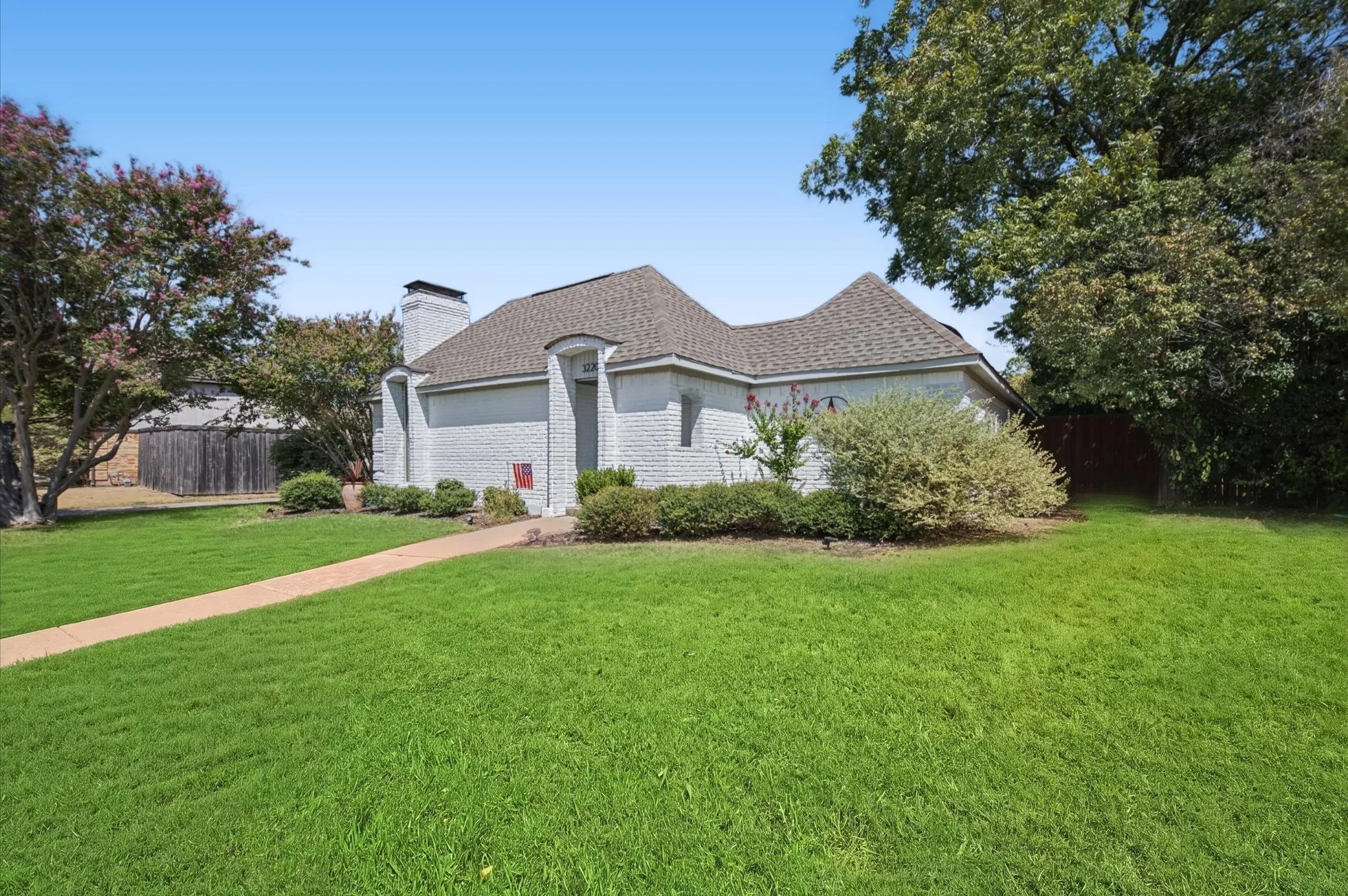Single Family Residence For Sale in Collin County , 3220 Bandolino Lane, Plano, Texas 75075, 4 Bedroom, 2 Bathroom, 2 Garage spaces, 2,051 Sqft, built in 1980, mls#21394234, Real Estate Agent in Plano, Homes For Sale in Collin county, Homes For Sale in Plano, Realtor in Plano Texas, Real Estate Brokerage Independent Realty Texas, Luminita Cordes Realtor