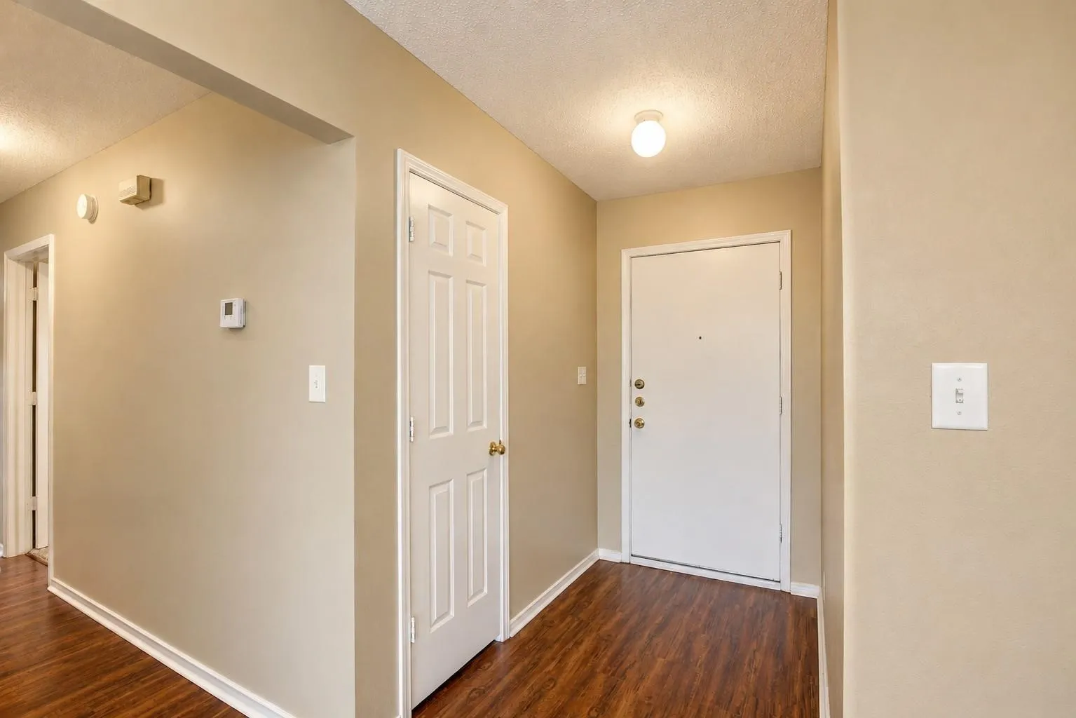Single Family Residence For Rent in Tarrant County , 7724 Pebblebrook Drive, Watauga, Texas 76148, 4 Bedroom, 2 Bathroom, 2 Garage spaces, 1,460 Sqft, built in 1983, mls#21394908, Real Estate Agent in Watauga, Homes For Rent in Tarrant county, Homes For Rent in Watauga, Realtor in Watauga Texas, Real Estate Brokerage Independent Realty Texas, Luminita Cordes Realtor