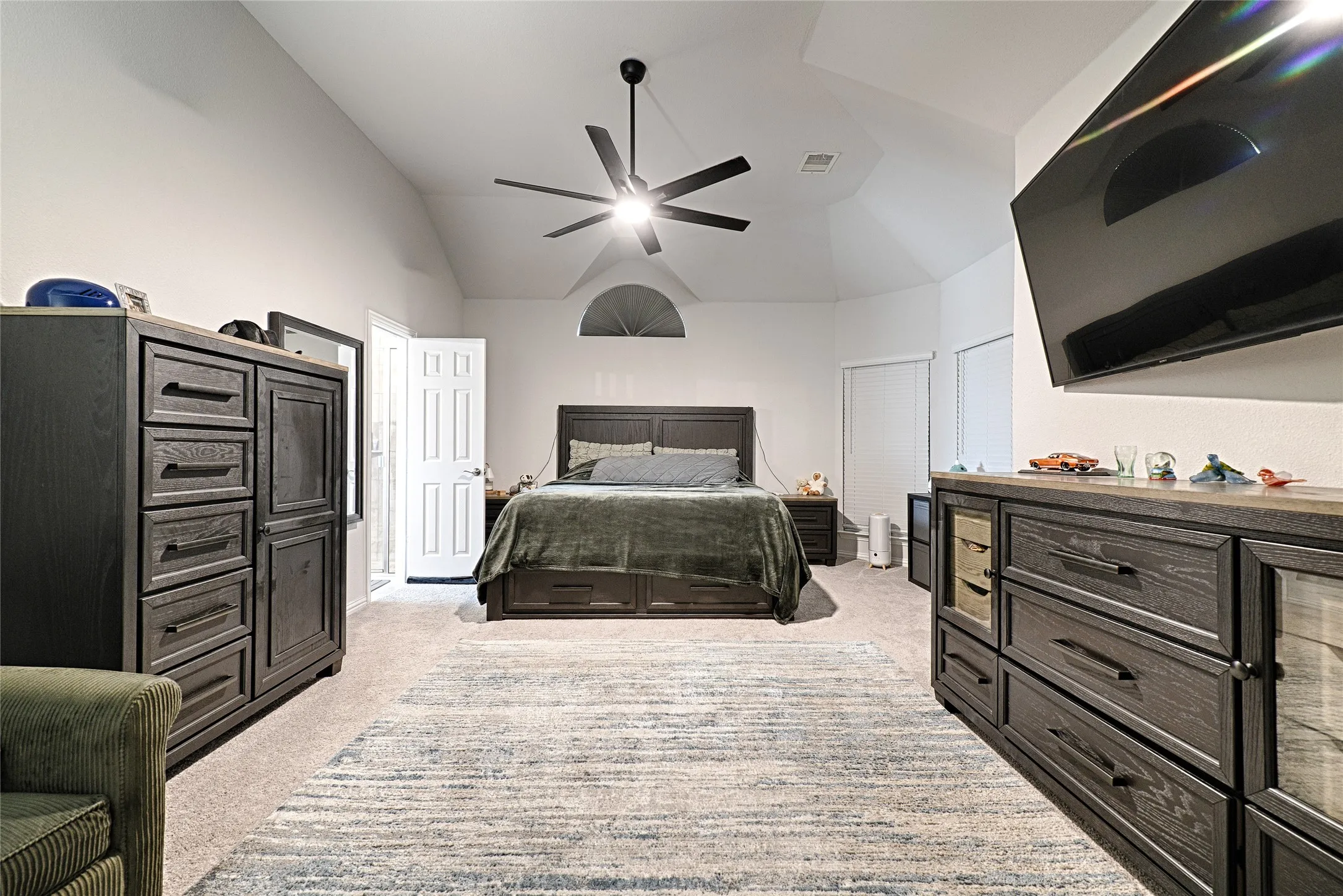 Single Family Residence For Sale in Dallas County , 1802 ranch view, Cedar Hill, Texas 75104, 4 Bedroom, 3 Bathroom, 2 Garage spaces, 2,429 Sqft, built in 2022, mls#21394964, Real Estate Agent in Cedar Hill, Homes For Sale in Dallas county, Homes For Sale in Cedar Hill, Realtor in Cedar Hill Texas, Real Estate Brokerage Independent Realty Texas, Luminita Cordes Realtor