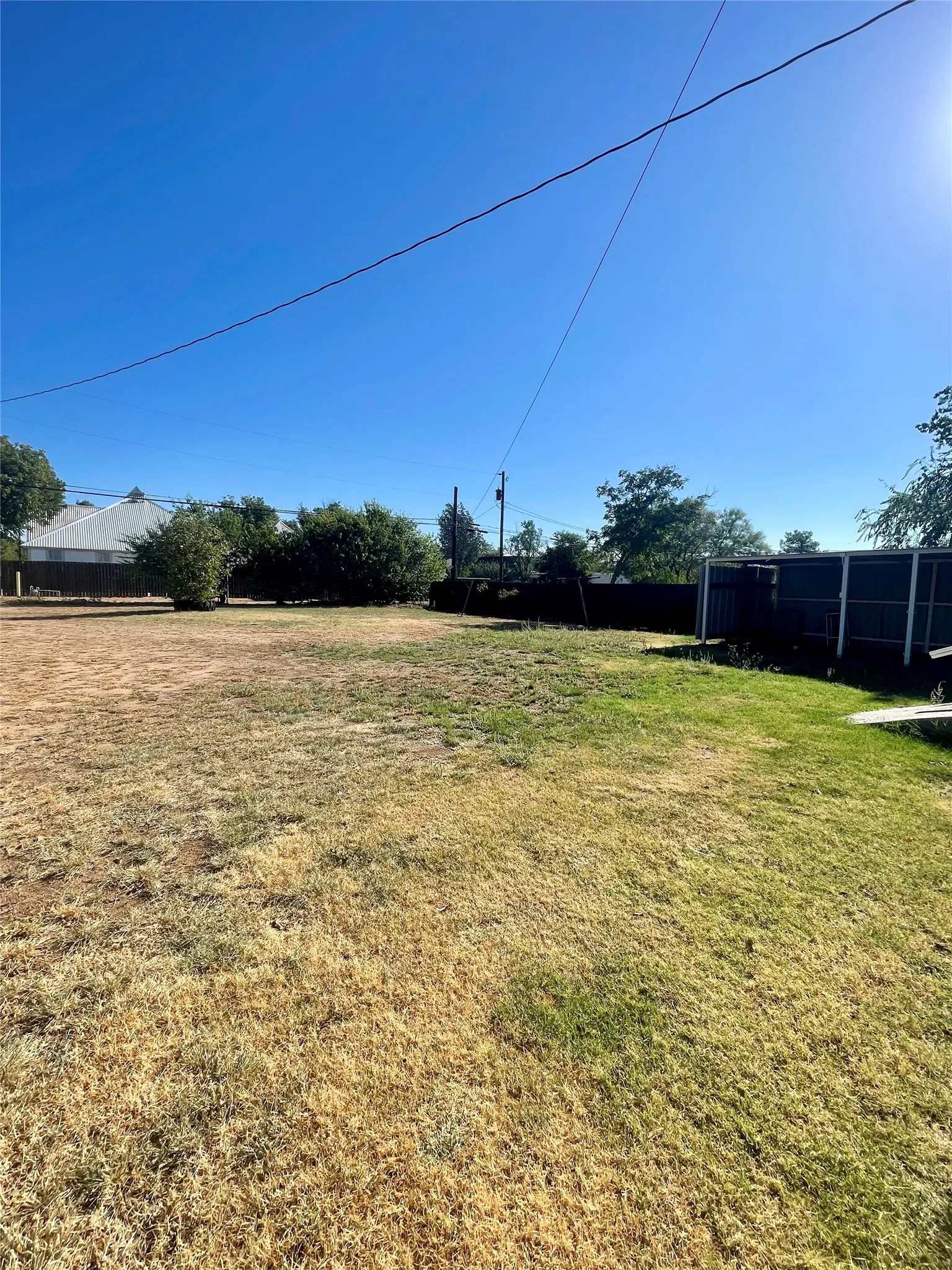 Single Family Residence For Sale in Runnels County , 508 N 10th Street, Ballinger, Texas 76821, 2 Bedroom, 1 Bathroom, Garage spaces, 1,169 Sqft, built in 1952, mls#21394969, Real Estate Agent in Ballinger, Homes For Sale in Runnels county, Homes For Sale in Ballinger, Realtor in Ballinger Texas, Real Estate Brokerage Independent Realty Texas, Luminita Cordes Realtor
