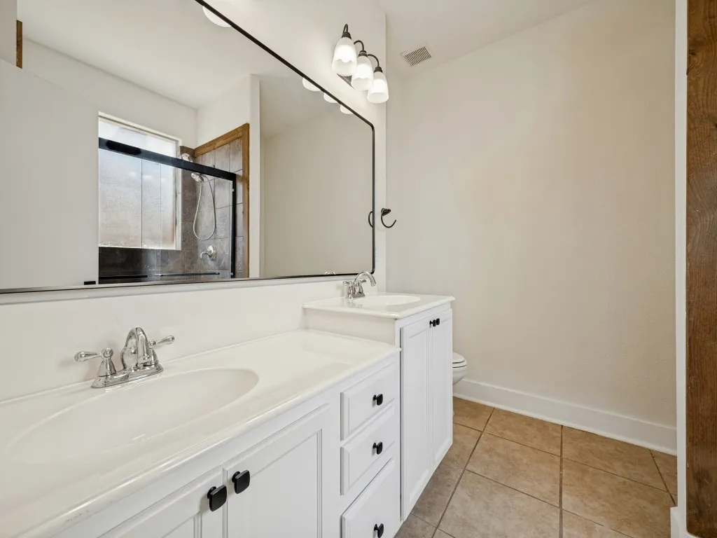 Single Family Residence For Sale in Collin County , 2809 Arabian Lane, Celina, Texas 75009, 4 Bedroom, 3 Bathroom, 2 Garage spaces, 1,924 Sqft, built in 2005, mls#21392484, Real Estate Agent in Celina, Homes For Sale in Collin county, Homes For Sale in Celina, Realtor in Celina Texas, Real Estate Brokerage Independent Realty Texas, Luminita Cordes Realtor