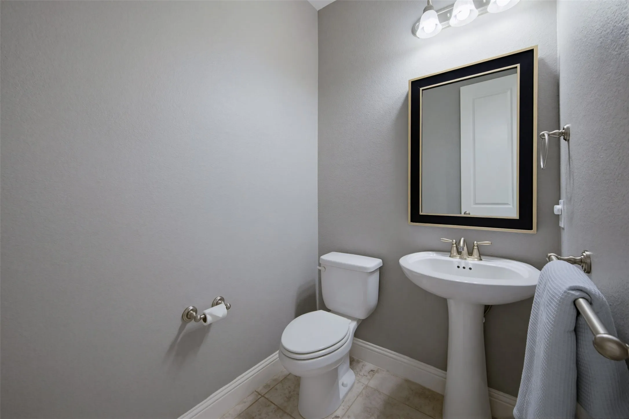 Single Family Residence For Sale in Collin County , 1430 Havenbrook Lane, Prosper, Texas 75078, 4 Bedroom, 4 Bathroom, 3 Garage spaces, 2,749 Sqft, built in 2016, mls#21394779, Real Estate Agent in Prosper, Homes For Sale in Collin county, Homes For Sale in Prosper, Realtor in Prosper Texas, Real Estate Brokerage Independent Realty Texas, Luminita Cordes Realtor