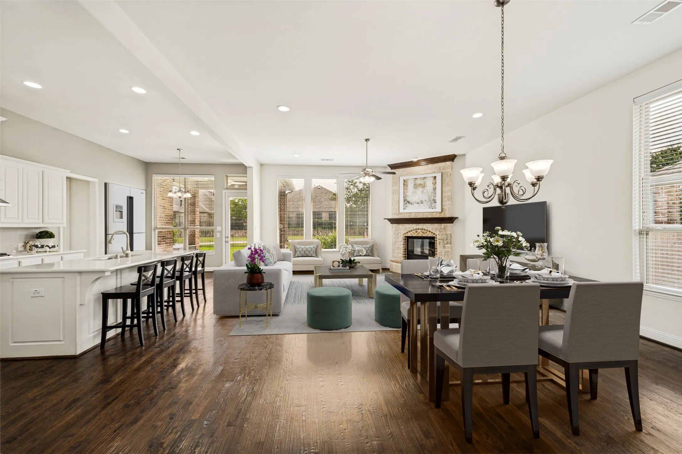 Single Family Residence For Sale in Collin County , 1430 Havenbrook Lane, Prosper, Texas 75078, 4 Bedroom, 4 Bathroom, 3 Garage spaces, 2,749 Sqft, built in 2016, mls#21394779, Real Estate Agent in Prosper, Homes For Sale in Collin county, Homes For Sale in Prosper, Realtor in Prosper Texas, Real Estate Brokerage Independent Realty Texas, Luminita Cordes Realtor