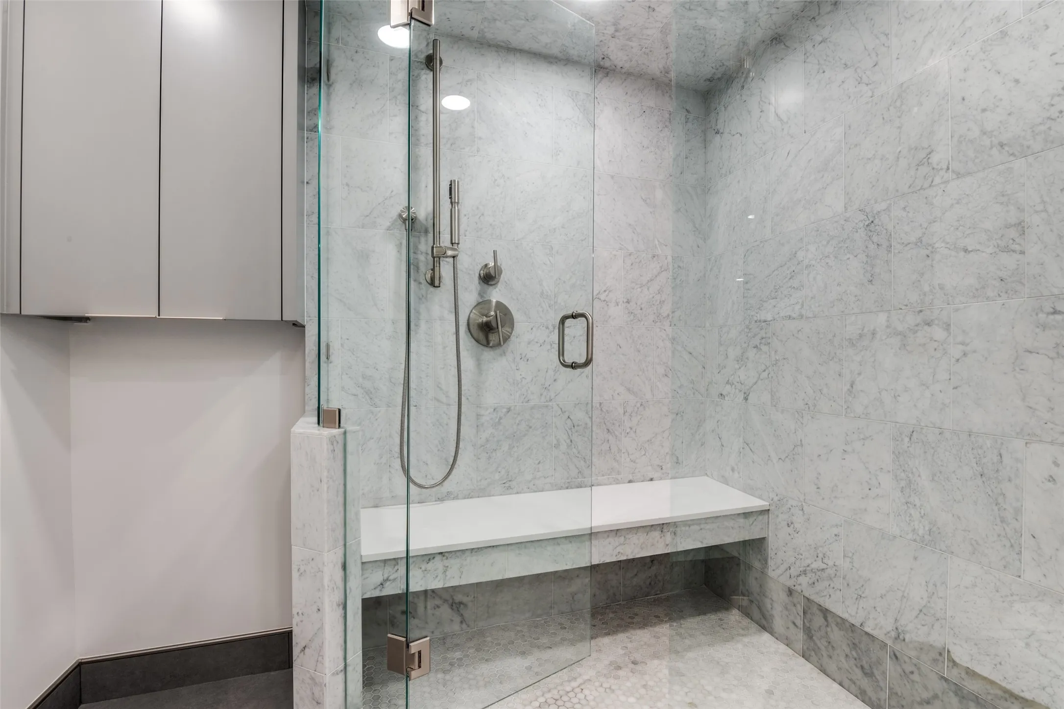 Condominium For Sale in Dallas County , 6211 W Northwest Highway 601, Dallas, Texas 75225, 2 Bedroom, 3 Bathroom, 2 Garage spaces, 1,673 Sqft, built in 1966, mls#21393147, Real Estate Agent in Dallas, Homes For Sale in Dallas county, Homes For Sale in Dallas, Realtor in Dallas Texas, Real Estate Brokerage Independent Realty Texas, Luminita Cordes Realtor