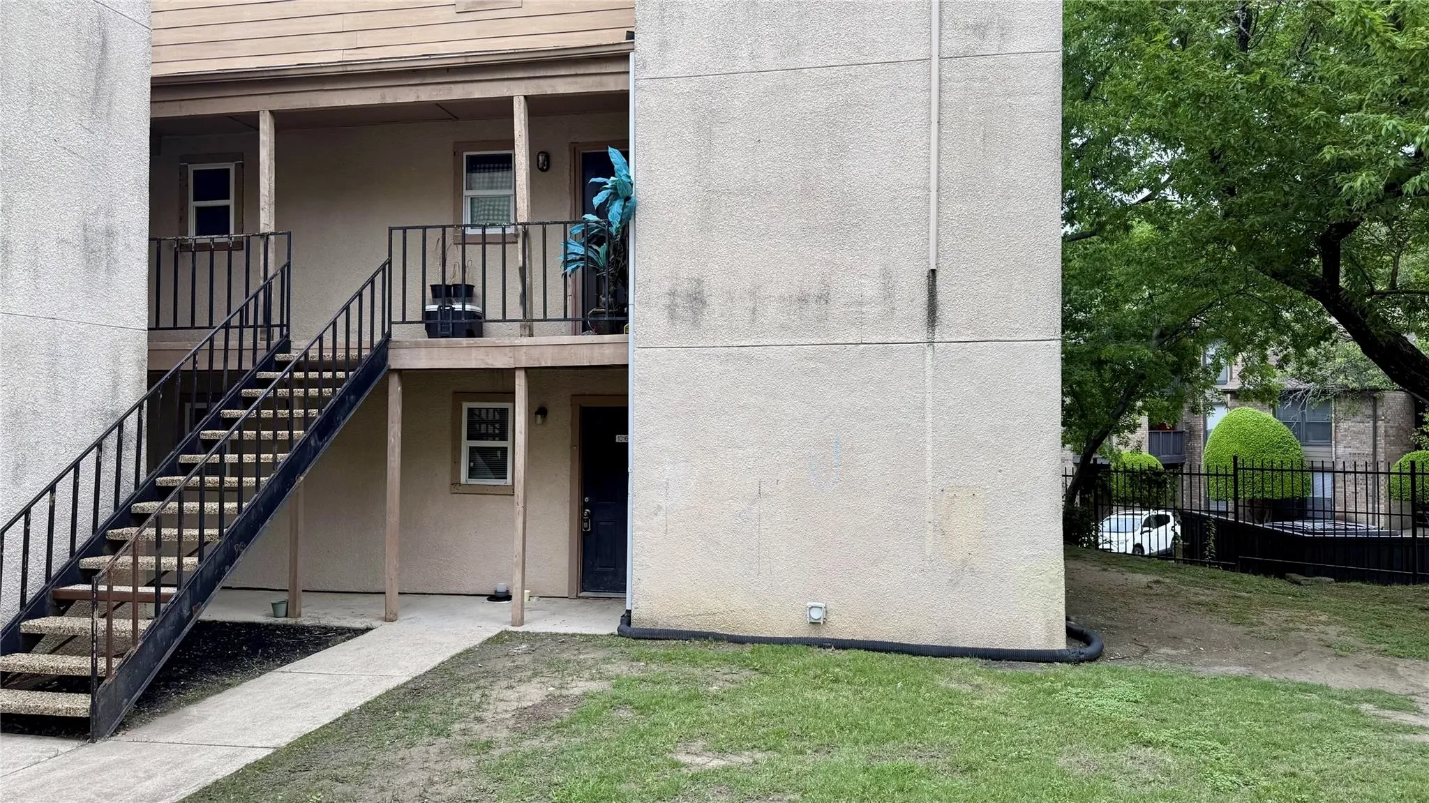 Condominium For Sale in Dallas County , 8110 Skillman Street 1016, Dallas, Texas 75231, 1 Bedroom, 1 Bathroom, Garage spaces, 478 Sqft, built in 1980, mls#21394931, Real Estate Agent in Dallas, Homes For Sale in Dallas county, Homes For Sale in Dallas, Realtor in Dallas Texas, Real Estate Brokerage Independent Realty Texas, Luminita Cordes Realtor