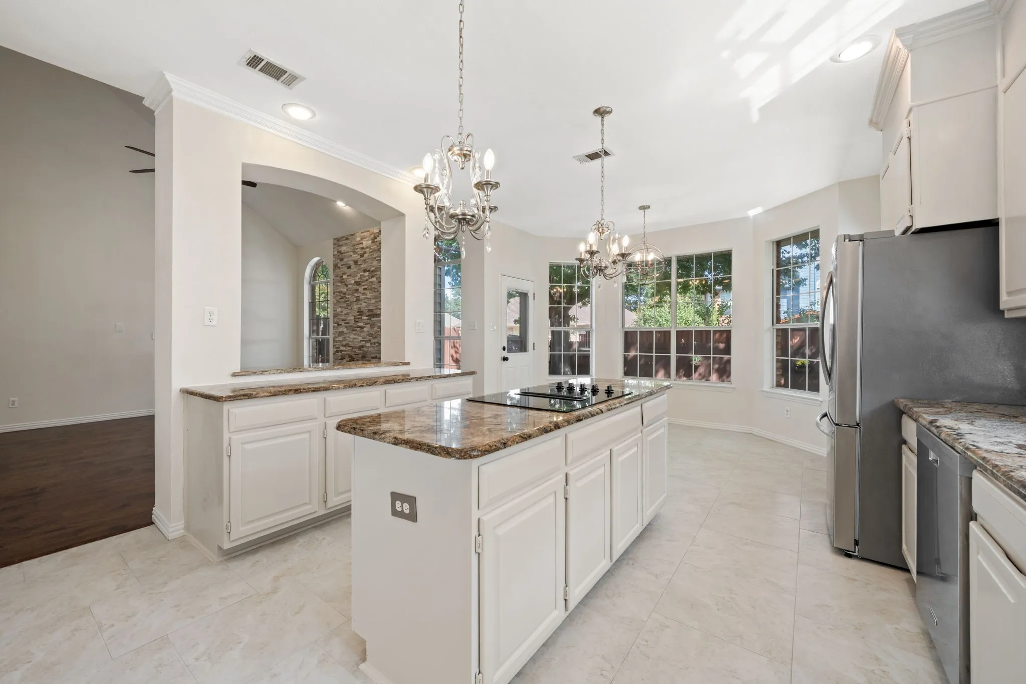 Single Family Residence For Sale in Collin County , 7720 Alderwood Place, Plano, Texas 75025, 4 Bedroom, 4 Bathroom, 2 Garage spaces, 3,086 Sqft, built in 1991, mls#21394167, Real Estate Agent in Plano, Homes For Sale in Collin county, Homes For Sale in Plano, Realtor in Plano Texas, Real Estate Brokerage Independent Realty Texas, Luminita Cordes Realtor