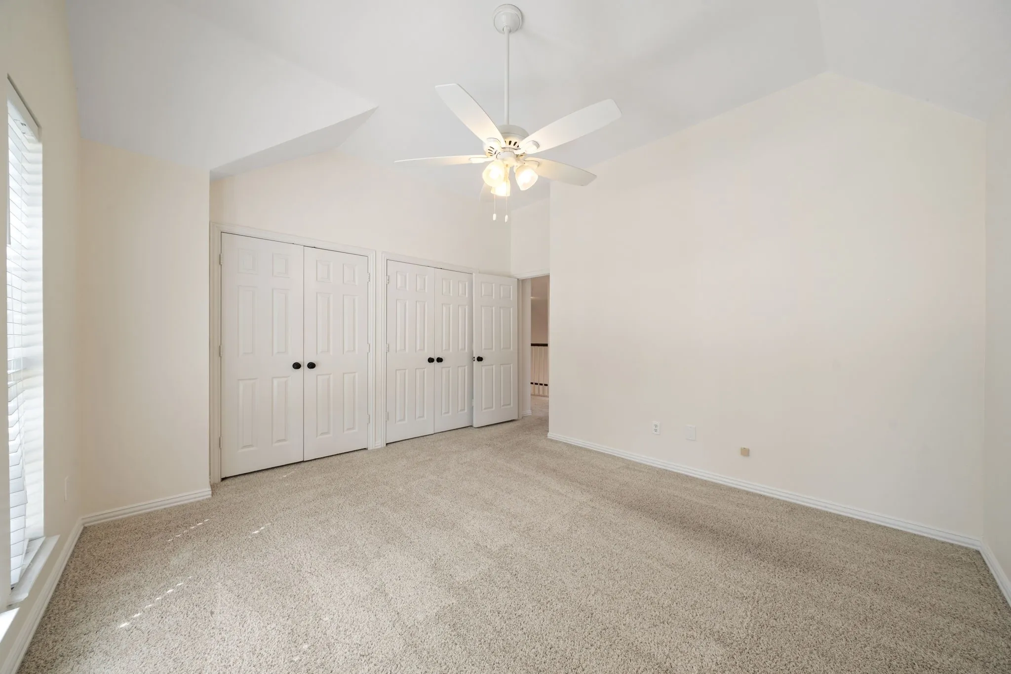 Single Family Residence For Sale in Collin County , 7720 Alderwood Place, Plano, Texas 75025, 4 Bedroom, 4 Bathroom, 2 Garage spaces, 3,086 Sqft, built in 1991, mls#21394167, Real Estate Agent in Plano, Homes For Sale in Collin county, Homes For Sale in Plano, Realtor in Plano Texas, Real Estate Brokerage Independent Realty Texas, Luminita Cordes Realtor