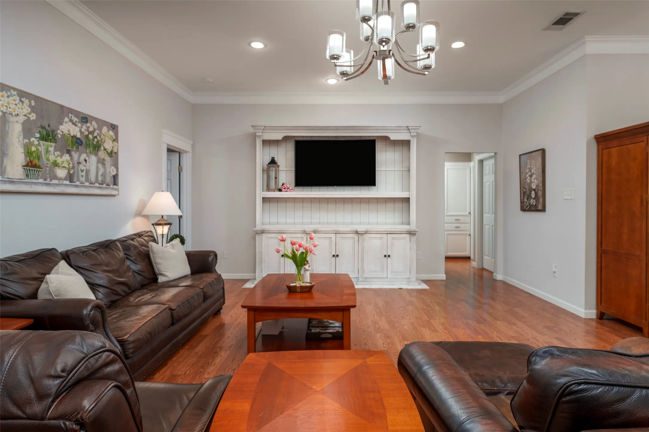 Full Glass Storm Doors &Wood-finish flooring throughout