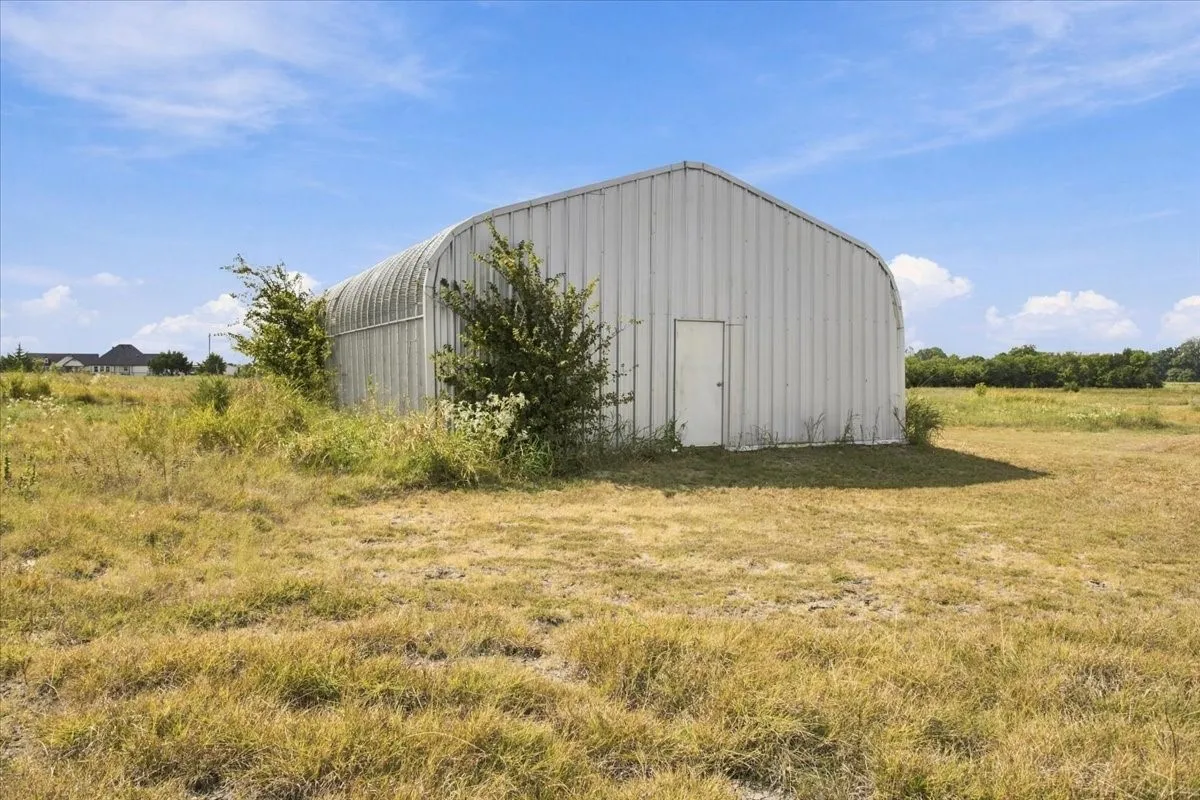 Back view of metal shop