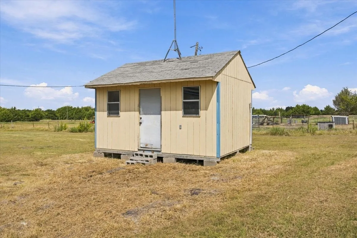 Storage bldg.