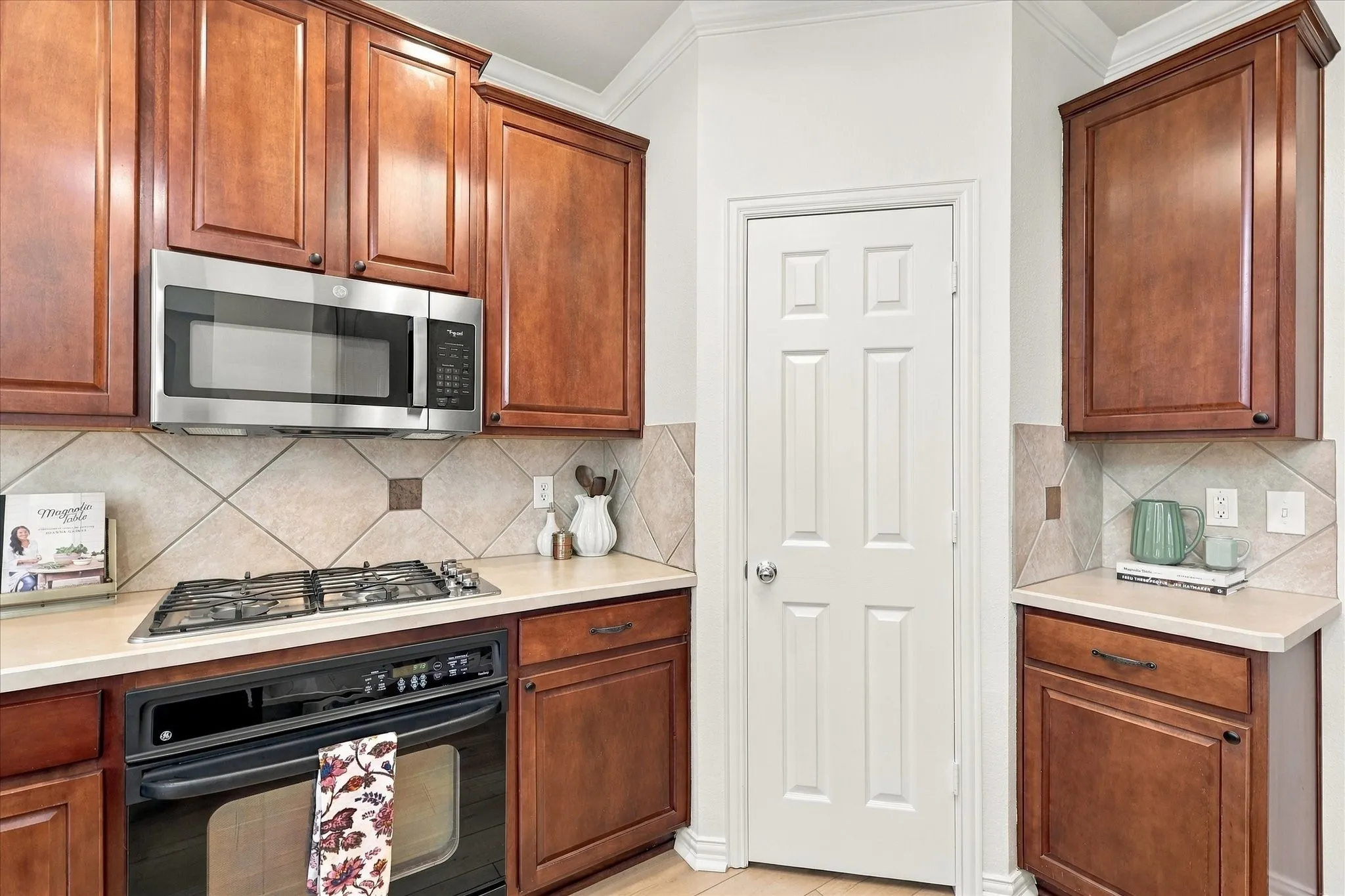 Single Family Residence For Sale in Denton County , 3532 Westminister Trail, Flower Mound, Texas 75022, 4 Bedroom, 3 Bathroom, 2 Garage spaces, 2,417 Sqft, built in 2002, mls#21392755, Real Estate Agent in Flower Mound, Homes For Sale in Denton county, Homes For Sale in Flower Mound, Realtor in Flower Mound Texas, Real Estate Brokerage Independent Realty Texas, Luminita Cordes Realtor