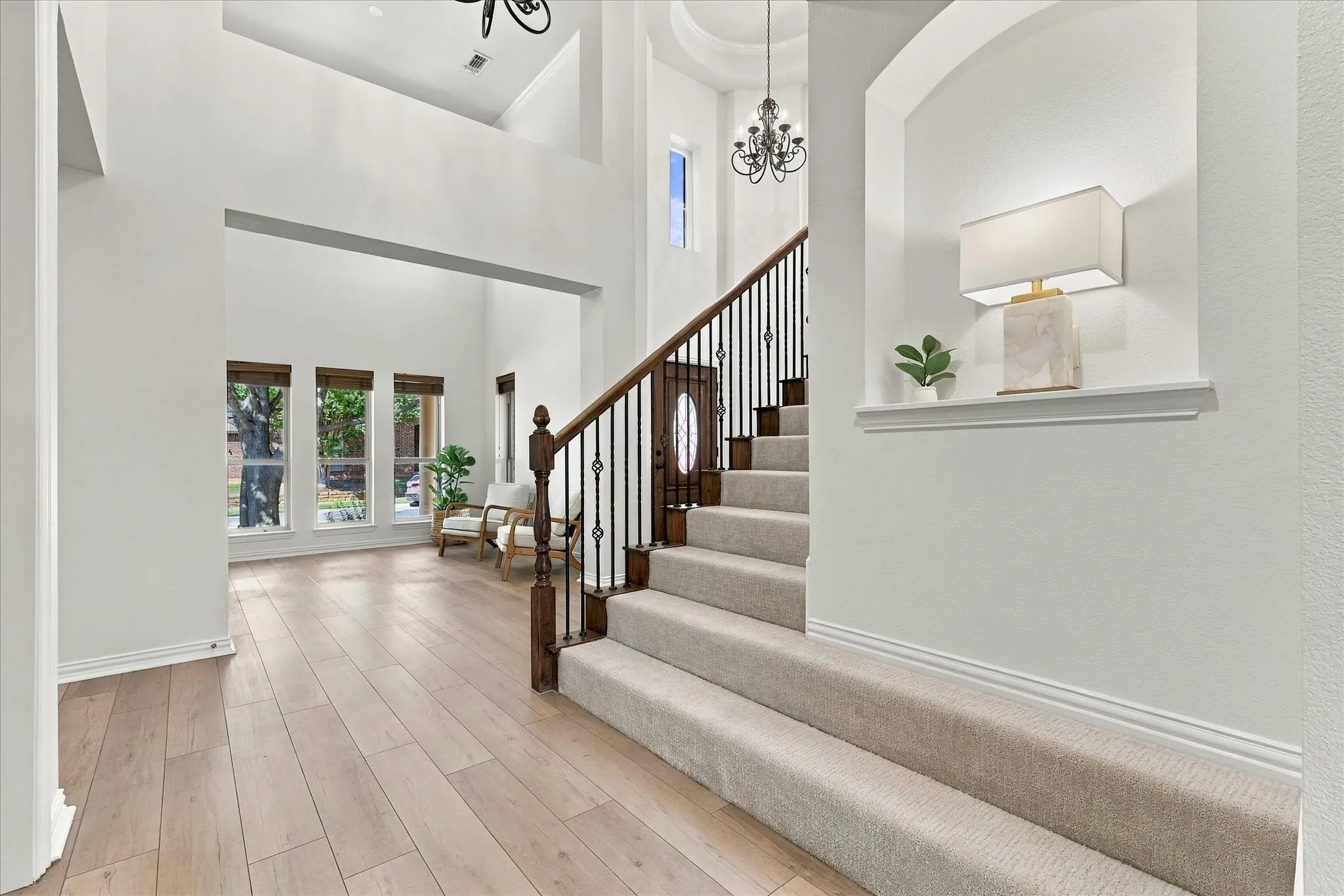 Single Family Residence For Sale in Denton County , 3532 Westminister Trail, Flower Mound, Texas 75022, 4 Bedroom, 3 Bathroom, 2 Garage spaces, 2,417 Sqft, built in 2002, mls#21392755, Real Estate Agent in Flower Mound, Homes For Sale in Denton county, Homes For Sale in Flower Mound, Realtor in Flower Mound Texas, Real Estate Brokerage Independent Realty Texas, Luminita Cordes Realtor