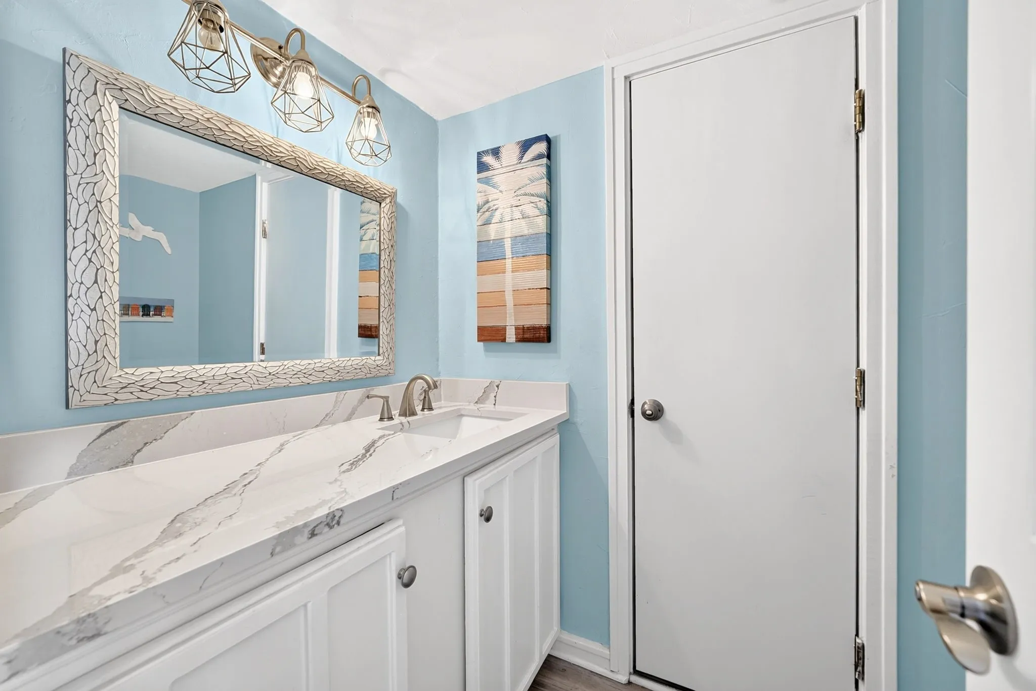 Single Family Residence For Sale in Rockwall County , 502 Columbia Drive, Rockwall, Texas 75032, 3 Bedroom, 3 Bathroom, 2 Garage spaces, 2,206 Sqft, built in 1987, mls#21392000, Real Estate Agent in Rockwall, Homes For Sale in Rockwall county, Homes For Sale in Rockwall, Realtor in Rockwall Texas, Real Estate Brokerage Independent Realty Texas, Luminita Cordes Realtor