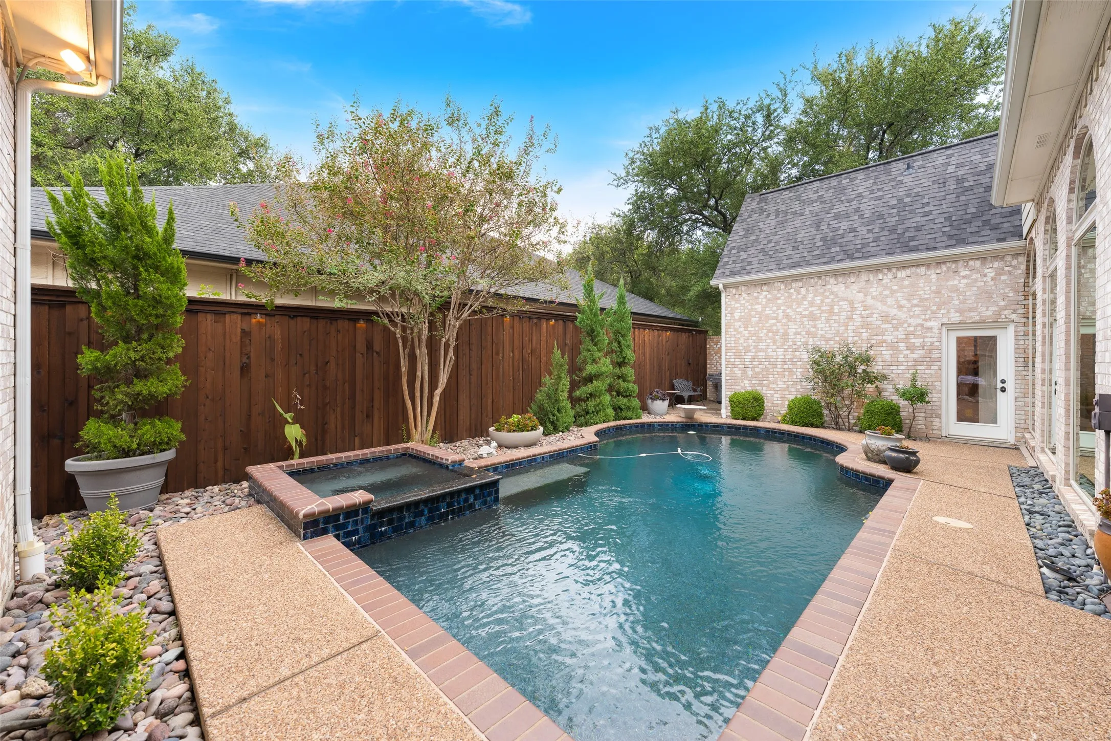 Single Family Residence For Sale in Collin County , 4633 Portrait Lane, Plano, Texas 75024, 4 Bedroom, 3 Bathroom, 2 Garage spaces, 2,758 Sqft, built in 1988, mls#21394768, Real Estate Agent in Plano, Homes For Sale in Collin county, Homes For Sale in Plano, Realtor in Plano Texas, Real Estate Brokerage Independent Realty Texas, Luminita Cordes Realtor