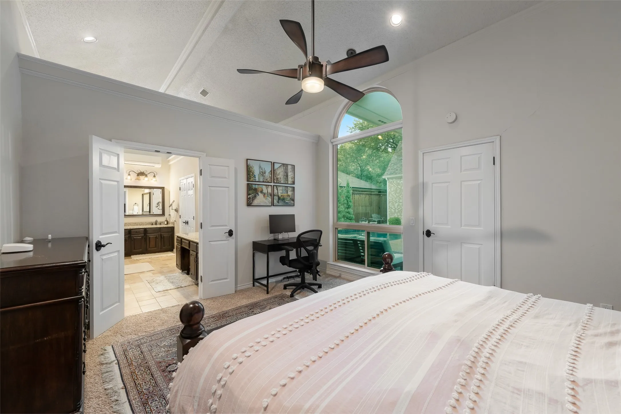 Single Family Residence For Sale in Collin County , 4633 Portrait Lane, Plano, Texas 75024, 4 Bedroom, 3 Bathroom, 2 Garage spaces, 2,758 Sqft, built in 1988, mls#21394768, Real Estate Agent in Plano, Homes For Sale in Collin county, Homes For Sale in Plano, Realtor in Plano Texas, Real Estate Brokerage Independent Realty Texas, Luminita Cordes Realtor