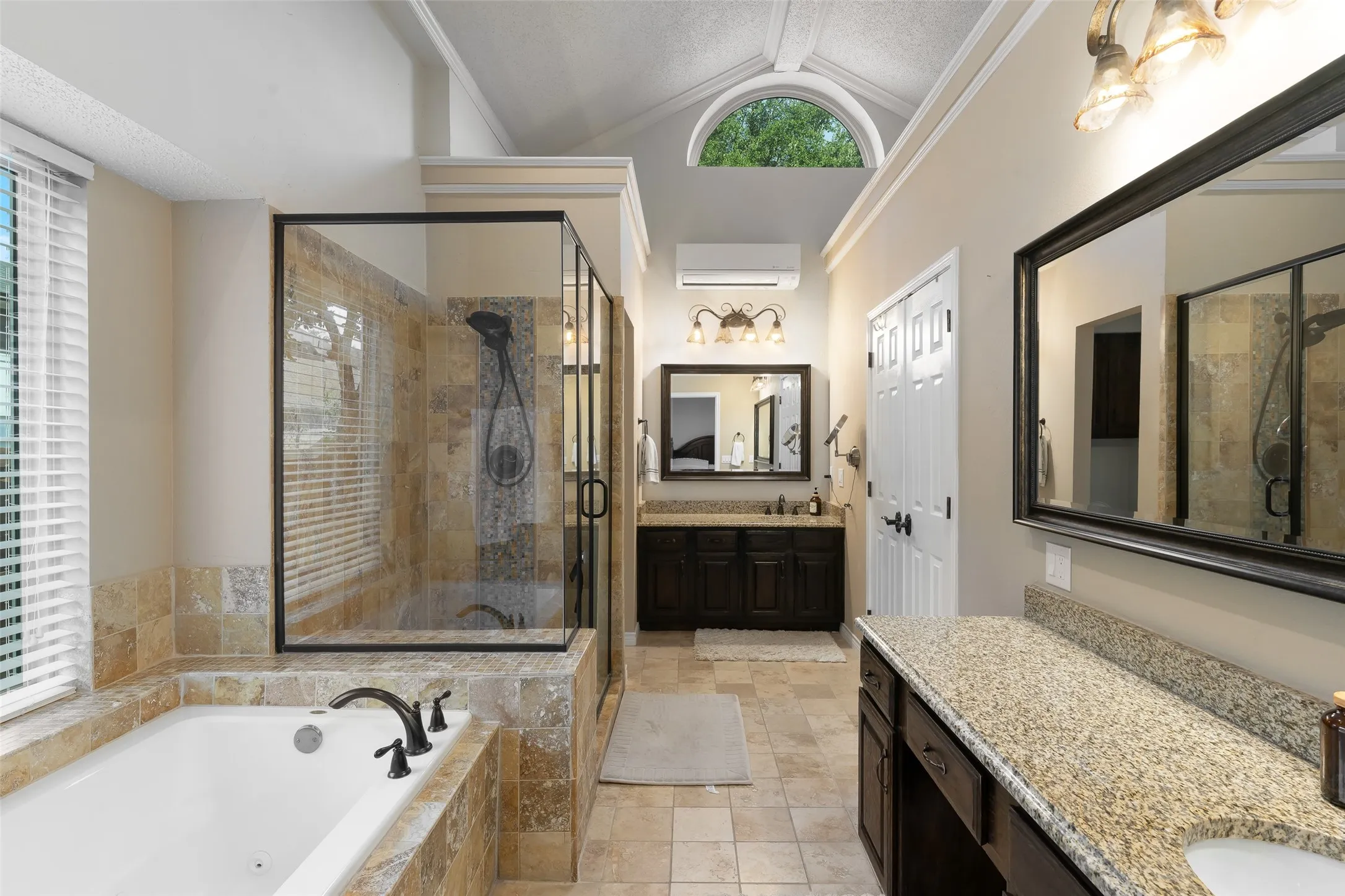 Single Family Residence For Sale in Collin County , 4633 Portrait Lane, Plano, Texas 75024, 4 Bedroom, 3 Bathroom, 2 Garage spaces, 2,758 Sqft, built in 1988, mls#21394768, Real Estate Agent in Plano, Homes For Sale in Collin county, Homes For Sale in Plano, Realtor in Plano Texas, Real Estate Brokerage Independent Realty Texas, Luminita Cordes Realtor