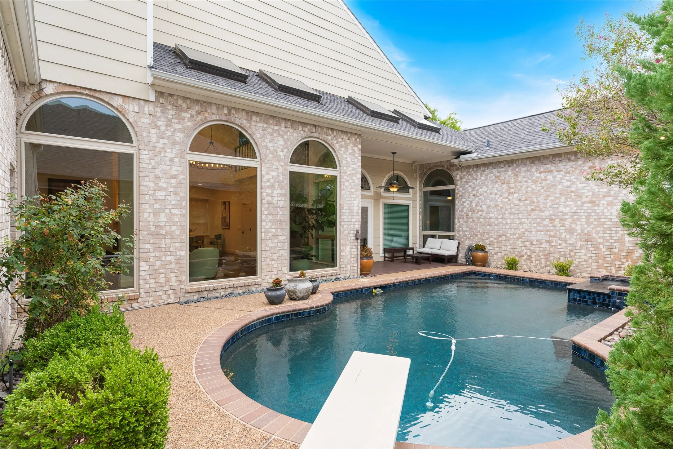 Single Family Residence For Sale in Collin County , 4633 Portrait Lane, Plano, Texas 75024, 4 Bedroom, 3 Bathroom, 2 Garage spaces, 2,758 Sqft, built in 1988, mls#21394768, Real Estate Agent in Plano, Homes For Sale in Collin county, Homes For Sale in Plano, Realtor in Plano Texas, Real Estate Brokerage Independent Realty Texas, Luminita Cordes Realtor