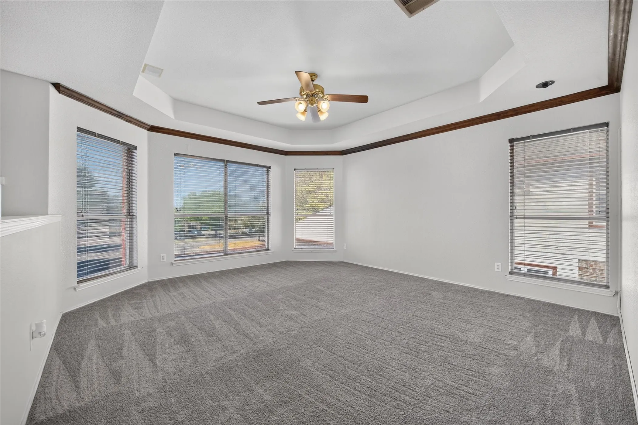 Single Family Residence For Sale in Collin County , 4017 Strattford Drive, Frisco, Texas 75035, 3 Bedroom, 3 Bathroom, 2 Garage spaces, 2,779 Sqft, built in 1996, mls#21383254, Real Estate Agent in Frisco, Homes For Sale in Collin county, Homes For Sale in Frisco, Realtor in Frisco Texas, Real Estate Brokerage Independent Realty Texas, Luminita Cordes Realtor