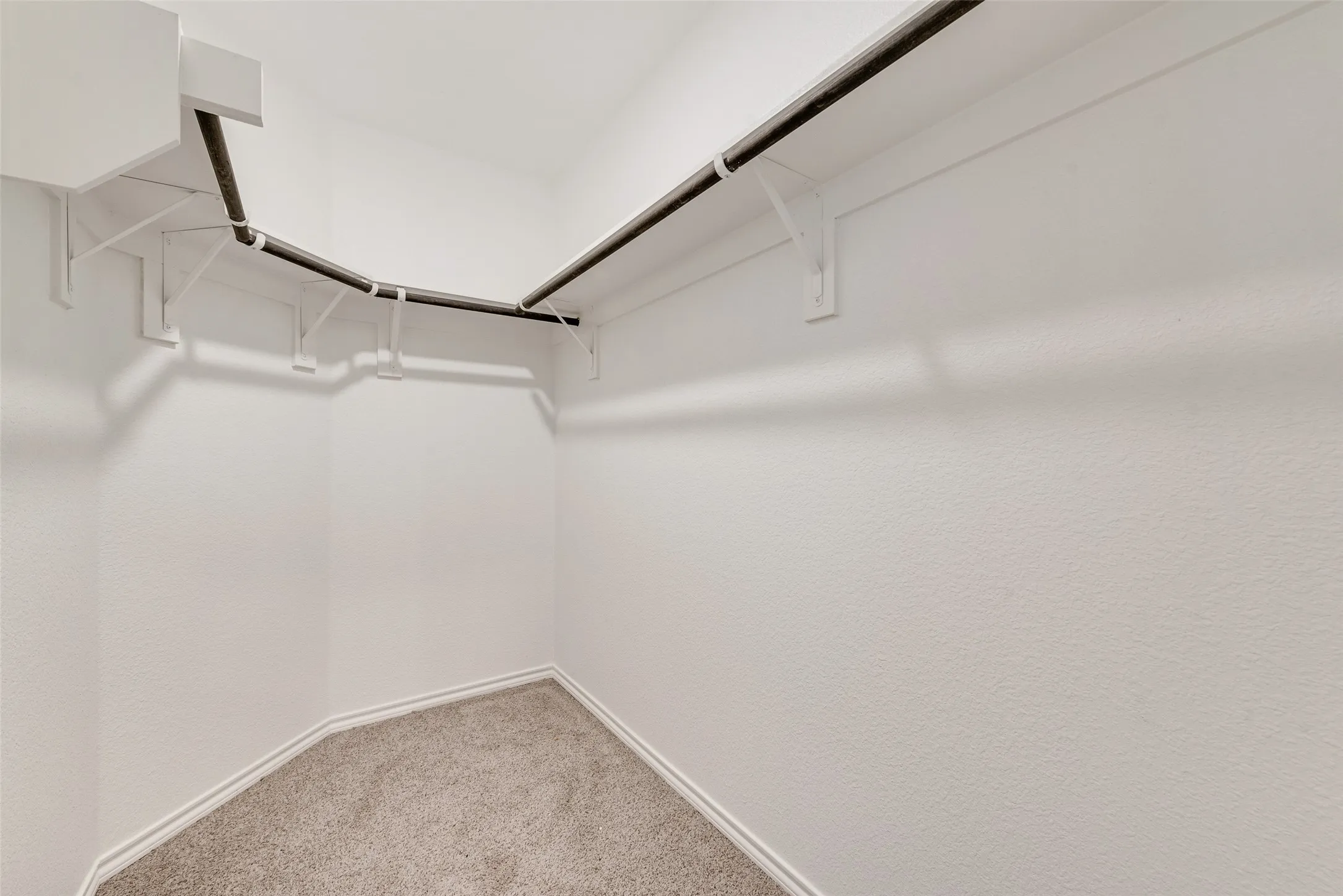 Single Family Residence For Rent in Kaufman County , 2706 Knollwood Trail, Crandall, Texas 75114, 4 Bedroom, 2 Bathroom, 2 Garage spaces, 1,512 Sqft, built in 2024, mls#21395027, Real Estate Agent in Crandall, Homes For Rent in Kaufman county, Homes For Rent in Crandall, Realtor in Crandall Texas, Real Estate Brokerage Independent Realty Texas, Luminita Cordes Realtor