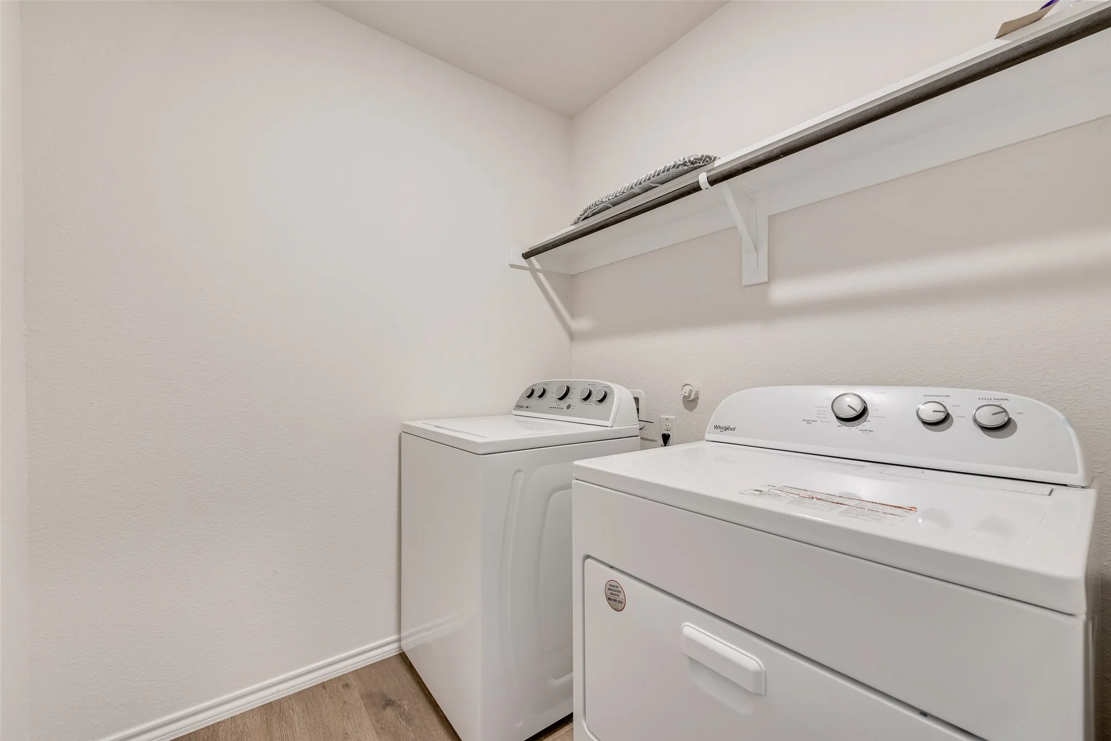 Single Family Residence For Rent in Kaufman County , 2706 Knollwood Trail, Crandall, Texas 75114, 4 Bedroom, 2 Bathroom, 2 Garage spaces, 1,512 Sqft, built in 2024, mls#21395027, Real Estate Agent in Crandall, Homes For Rent in Kaufman county, Homes For Rent in Crandall, Realtor in Crandall Texas, Real Estate Brokerage Independent Realty Texas, Luminita Cordes Realtor