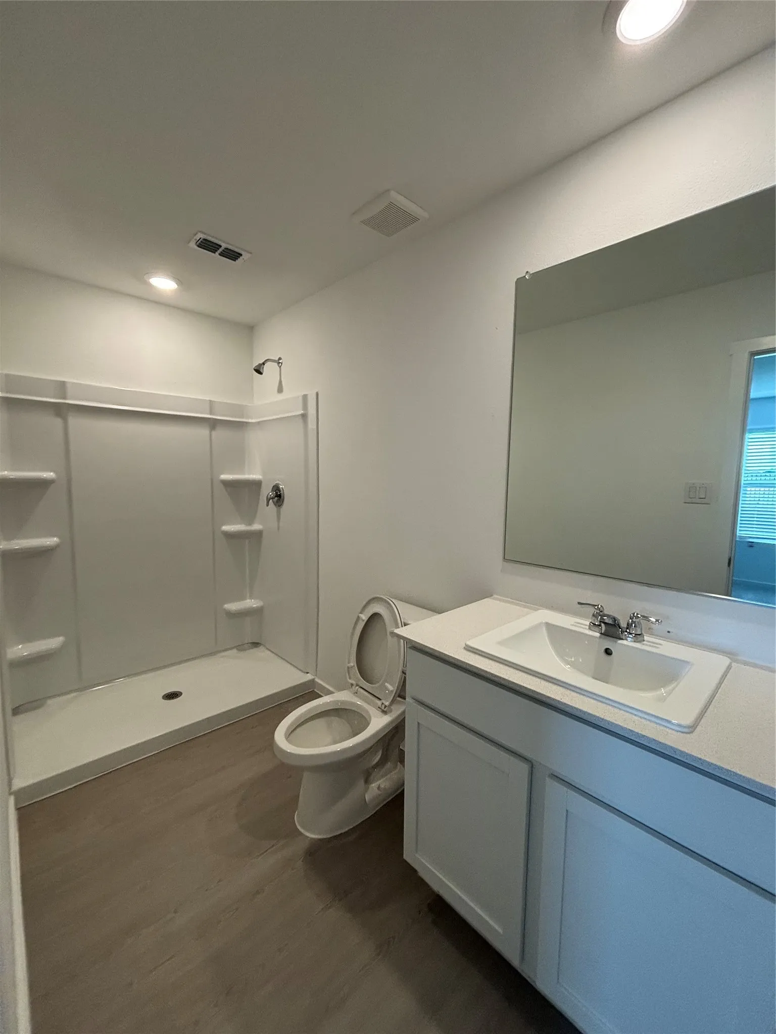 Single Family Residence For Sale in Johnson County , 1209 Whisperwood Drive, Keene, Texas 76031, 3 Bedroom, 2 Bathroom, 2 Garage spaces, 1,522 Sqft, built in 2026, mls#21395028, Real Estate Agent in Keene, Homes For Sale in Johnson county, Homes For Sale in Keene, Realtor in Keene Texas, Real Estate Brokerage Independent Realty Texas, Luminita Cordes Realtor