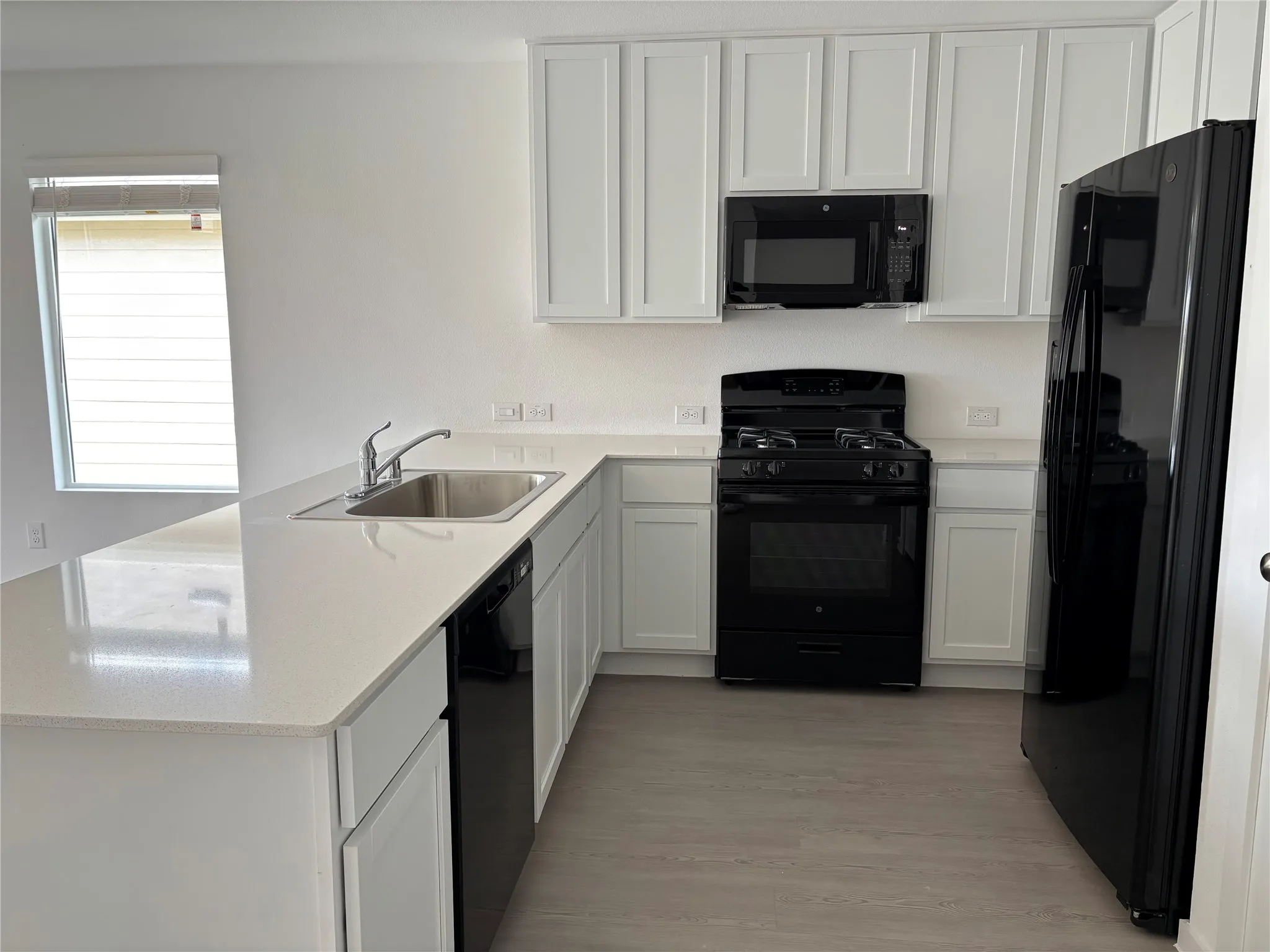 Single Family Residence For Sale in Johnson County , 1209 Whisperwood Drive, Keene, Texas 76031, 3 Bedroom, 2 Bathroom, 2 Garage spaces, 1,522 Sqft, built in 2026, mls#21395028, Real Estate Agent in Keene, Homes For Sale in Johnson county, Homes For Sale in Keene, Realtor in Keene Texas, Real Estate Brokerage Independent Realty Texas, Luminita Cordes Realtor