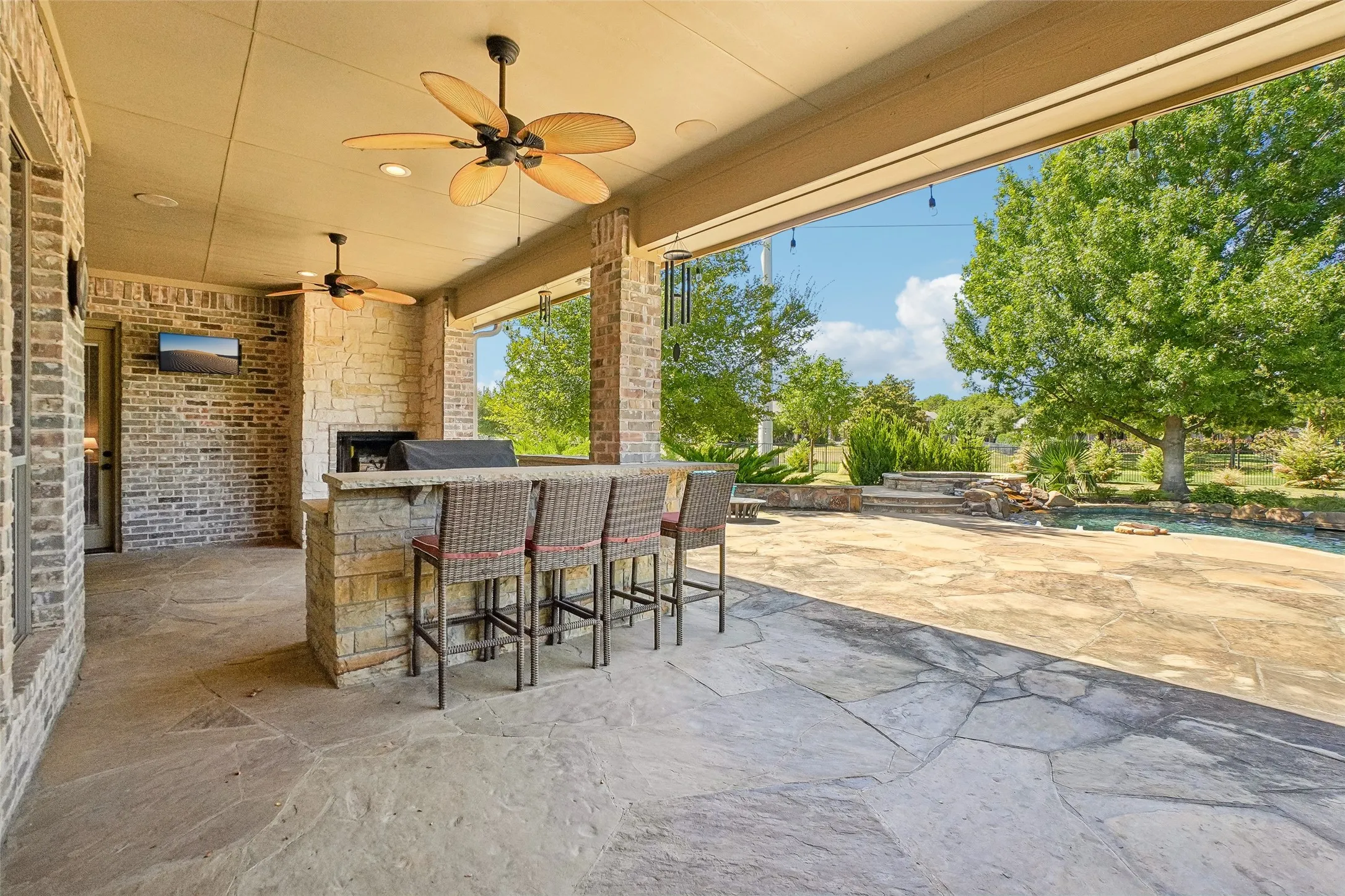Single Family Residence For Sale in Collin County , 1761 Elmhurst Court, Prosper, Texas 75078, 4 Bedroom, 4 Bathroom, 3 Garage spaces, 4,021 Sqft, built in 2004, mls#21395031, Real Estate Agent in Prosper, Homes For Sale in Collin county, Homes For Sale in Prosper, Realtor in Prosper Texas, Real Estate Brokerage Independent Realty Texas, Luminita Cordes Realtor