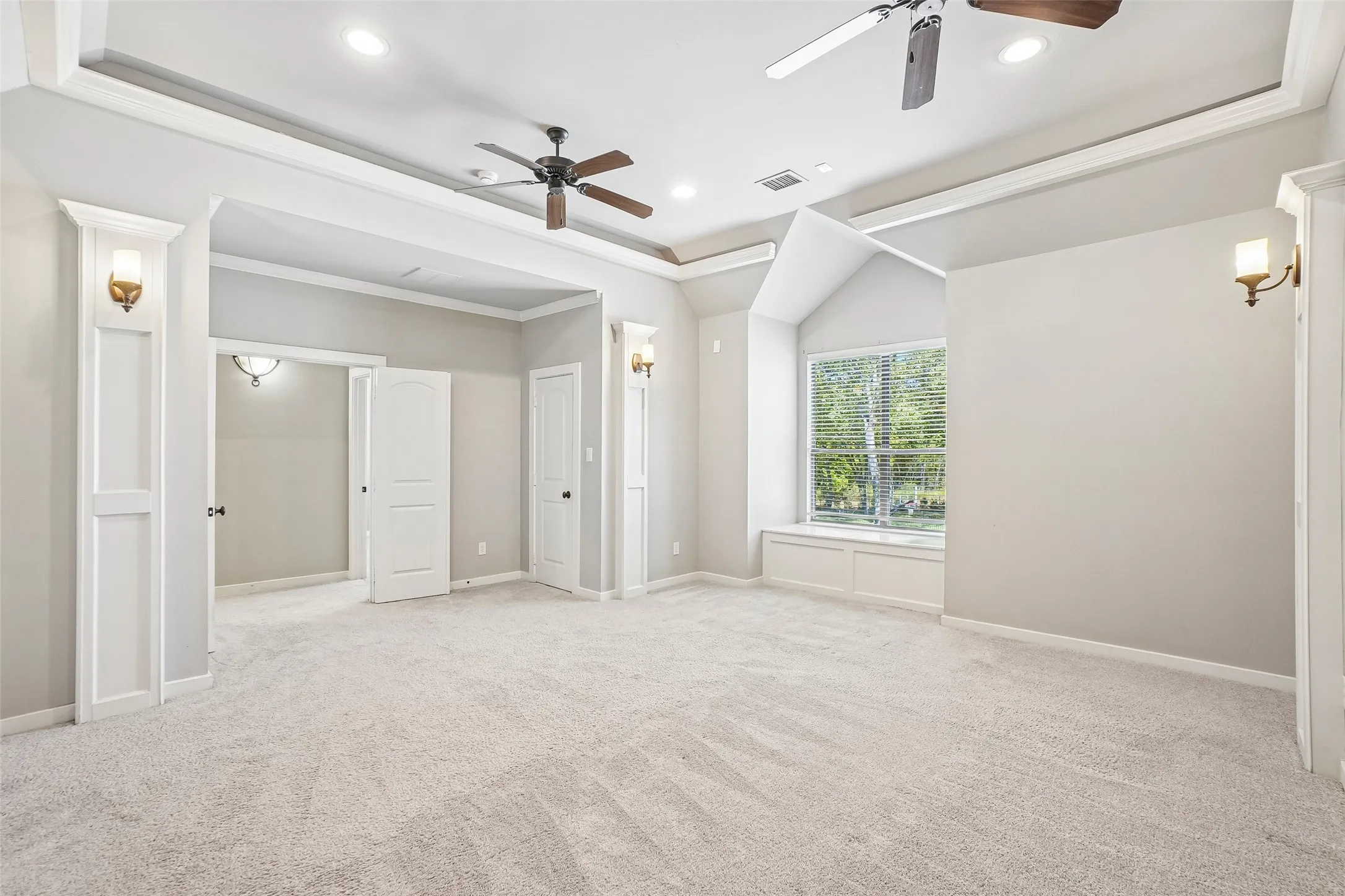 Single Family Residence For Sale in Collin County , 1761 Elmhurst Court, Prosper, Texas 75078, 4 Bedroom, 4 Bathroom, 3 Garage spaces, 4,021 Sqft, built in 2004, mls#21395031, Real Estate Agent in Prosper, Homes For Sale in Collin county, Homes For Sale in Prosper, Realtor in Prosper Texas, Real Estate Brokerage Independent Realty Texas, Luminita Cordes Realtor