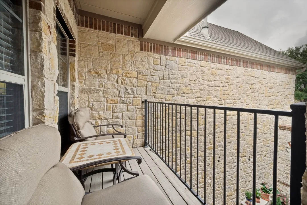 Townhouse For Sale in Collin County , 8913 Trolley Trail, Mc Kinney, Texas 75070, 2 Bedroom, 3 Bathroom, 2 Garage spaces, 1,687 Sqft, built in 2005, mls#21393334, Real Estate Agent in Mc Kinney, Homes For Sale in Collin county, Homes For Sale in Mc Kinney, Realtor in Mc Kinney Texas, Real Estate Brokerage Independent Realty Texas, Luminita Cordes Realtor