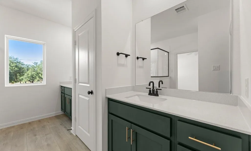 Primary Bathroom Representative Photo featuring the Luxe Collection