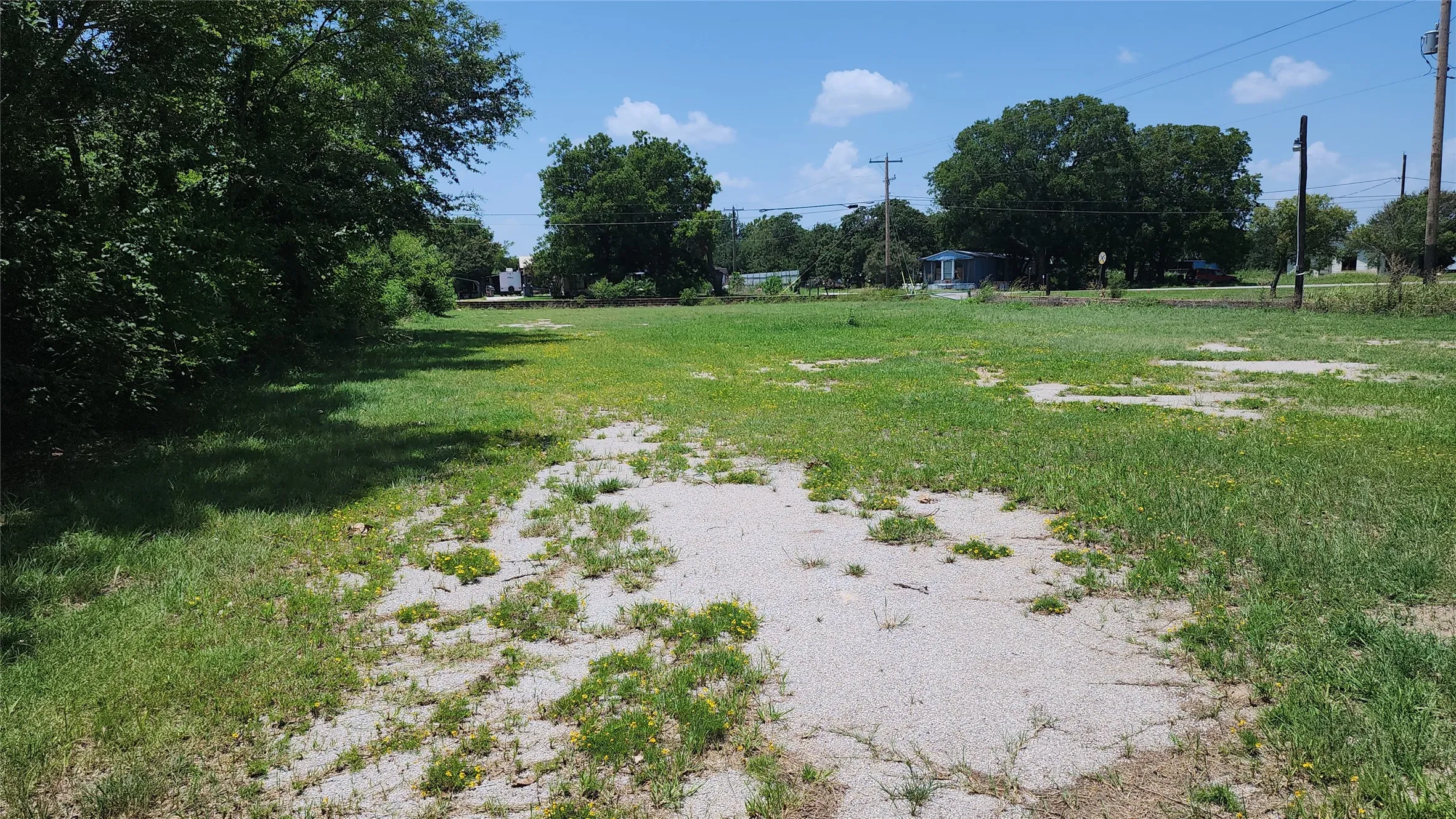 Office For Sale in Eastland County , 106 County Road 447, Eastland, Texas 76448, 0, 0, Garage spaces, 0 Sqft, built in 2001, mls#21395036, Real Estate Agent in Eastland, Homes For Sale in Eastland county, Homes For Sale in Eastland, Realtor in Eastland Texas, Real Estate Brokerage Independent Realty Texas, Luminita Cordes Realtor