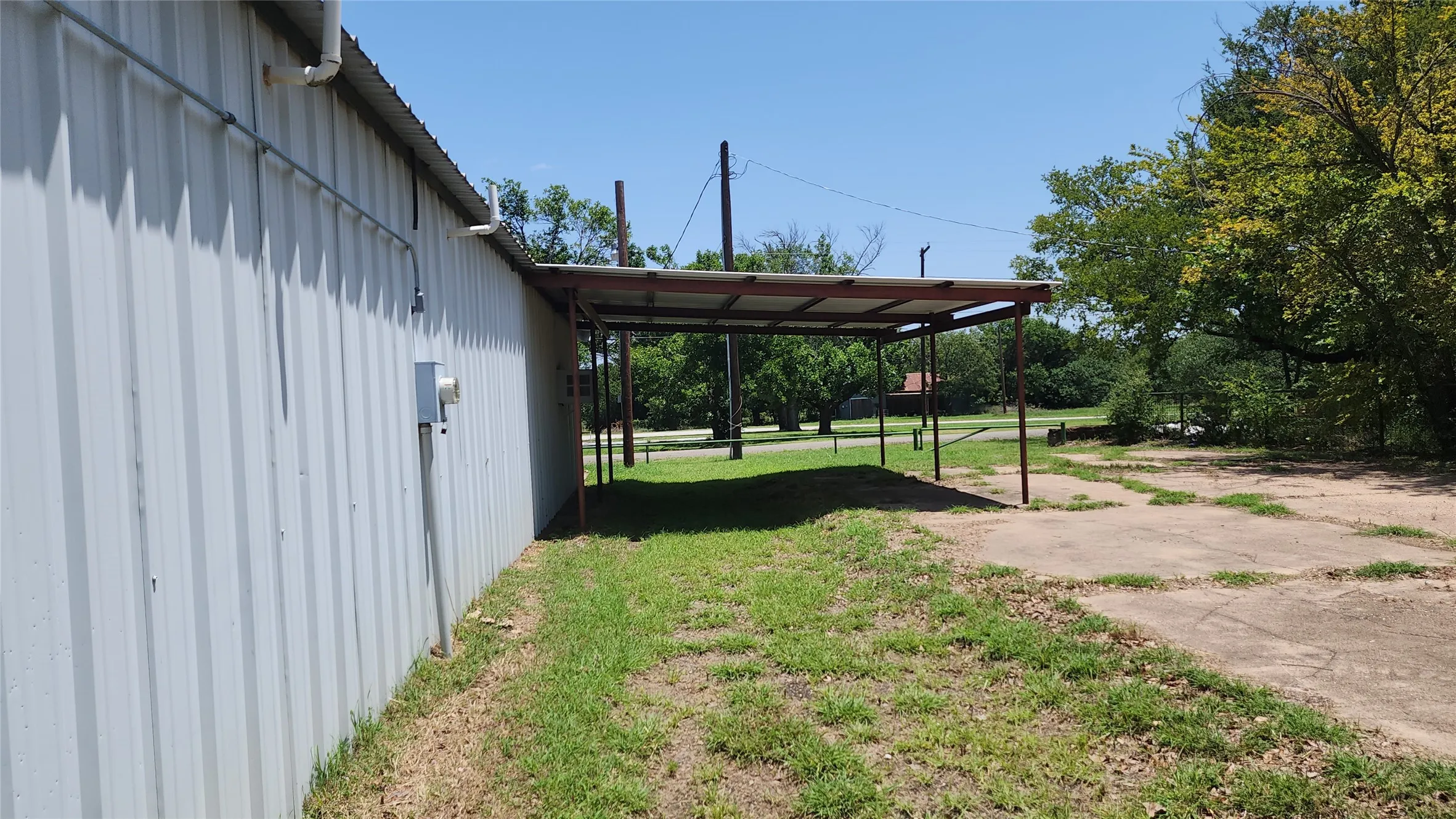 Office For Sale in Eastland County , 106 County Road 447, Eastland, Texas 76448, 0, 0, Garage spaces, 0 Sqft, built in 2001, mls#21395036, Real Estate Agent in Eastland, Homes For Sale in Eastland county, Homes For Sale in Eastland, Realtor in Eastland Texas, Real Estate Brokerage Independent Realty Texas, Luminita Cordes Realtor