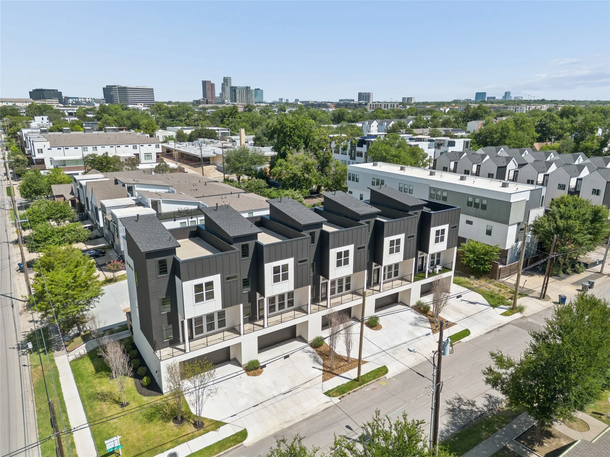 Single Family Residence For Rent in Dallas County , 2202 N Carroll Avenue 101, Dallas, Texas 75204, 2 Bedroom, 3 Bathroom, 2 Garage spaces, 1,840 Sqft, built in 2026, mls#21394040, Real Estate Agent in Dallas, Homes For Rent in Dallas county, Homes For Rent in Dallas, Realtor in Dallas Texas, Real Estate Brokerage Independent Realty Texas, Luminita Cordes Realtor