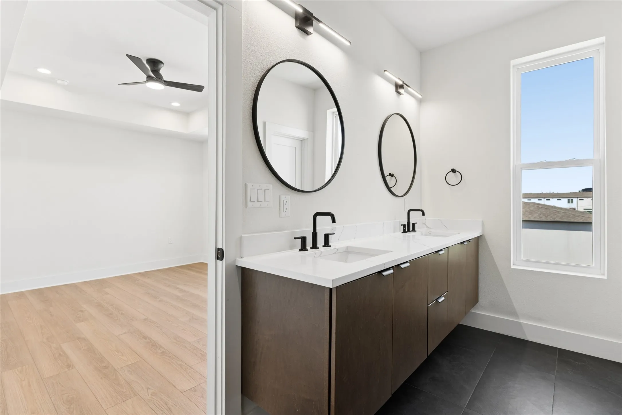 Single Family Residence For Rent in Dallas County , 2202 N Carroll Avenue 101, Dallas, Texas 75204, 2 Bedroom, 3 Bathroom, 2 Garage spaces, 1,840 Sqft, built in 2026, mls#21394040, Real Estate Agent in Dallas, Homes For Rent in Dallas county, Homes For Rent in Dallas, Realtor in Dallas Texas, Real Estate Brokerage Independent Realty Texas, Luminita Cordes Realtor