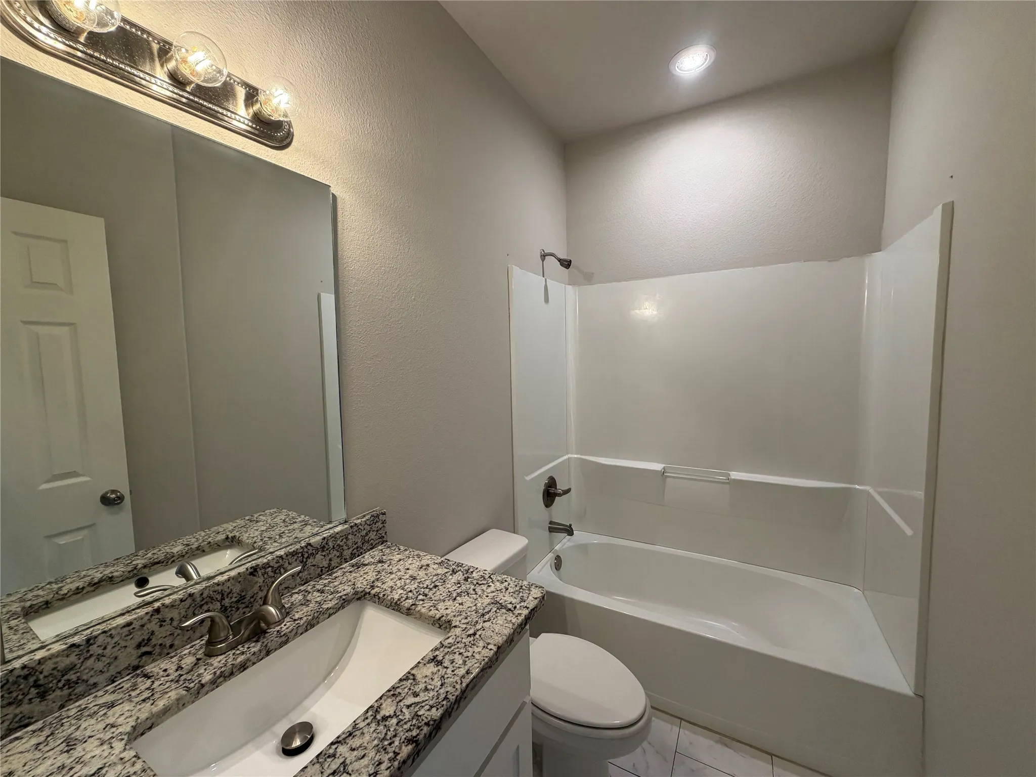 Duplex For Rent in Grayson County , 2741 Ginger Court, Sherman, Texas 75092, 3 Bedroom, 2 Bathroom, 1 Garage spaces, 1,200 Sqft, built in 2022, mls#21394936, Real Estate Agent in Sherman, Homes For Rent in Grayson county, Homes For Rent in Sherman, Realtor in Sherman Texas, Real Estate Brokerage Independent Realty Texas, Luminita Cordes Realtor