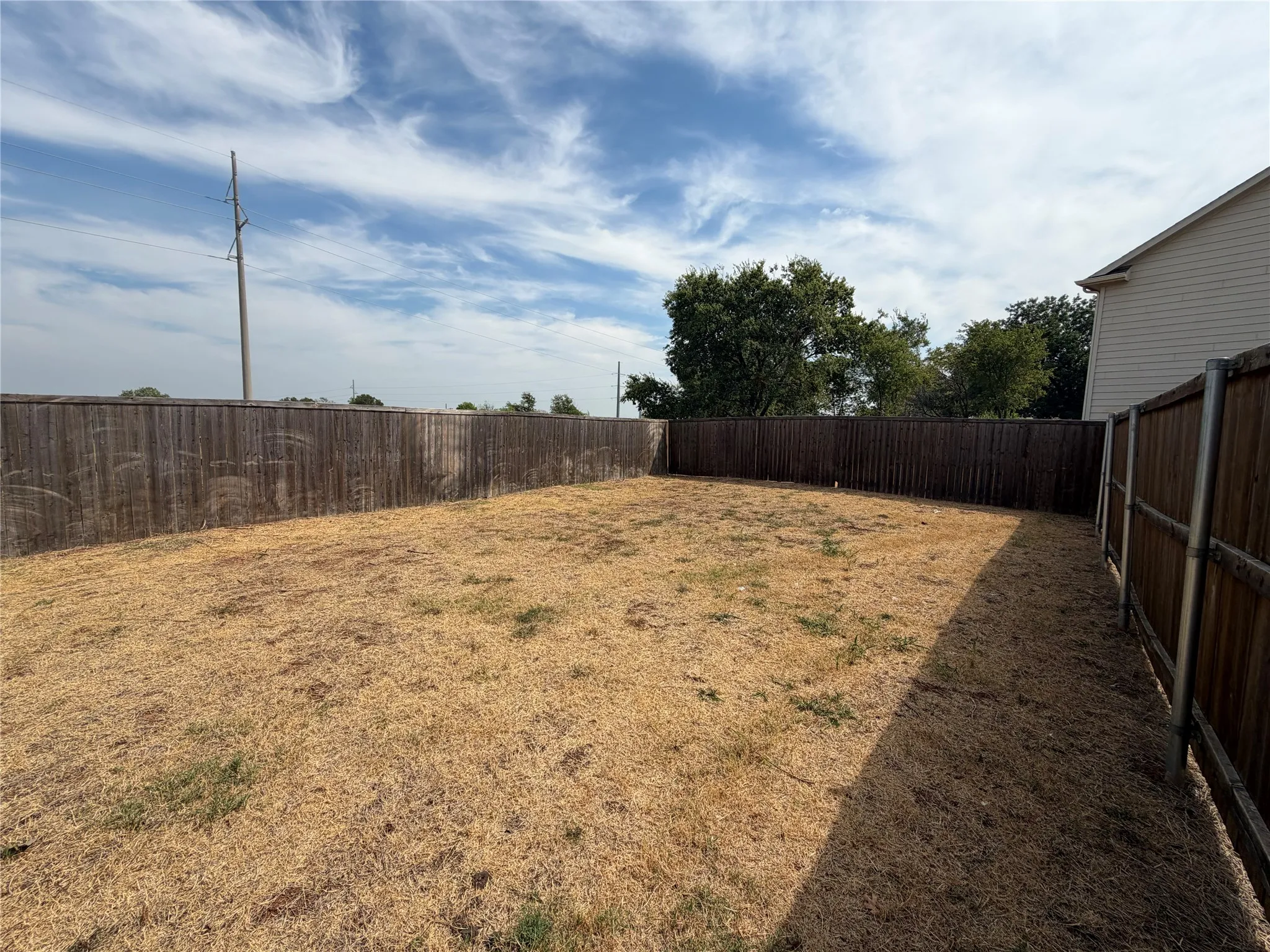 Duplex For Rent in Grayson County , 2741 Ginger Court, Sherman, Texas 75092, 3 Bedroom, 2 Bathroom, 1 Garage spaces, 1,200 Sqft, built in 2022, mls#21394936, Real Estate Agent in Sherman, Homes For Rent in Grayson county, Homes For Rent in Sherman, Realtor in Sherman Texas, Real Estate Brokerage Independent Realty Texas, Luminita Cordes Realtor
