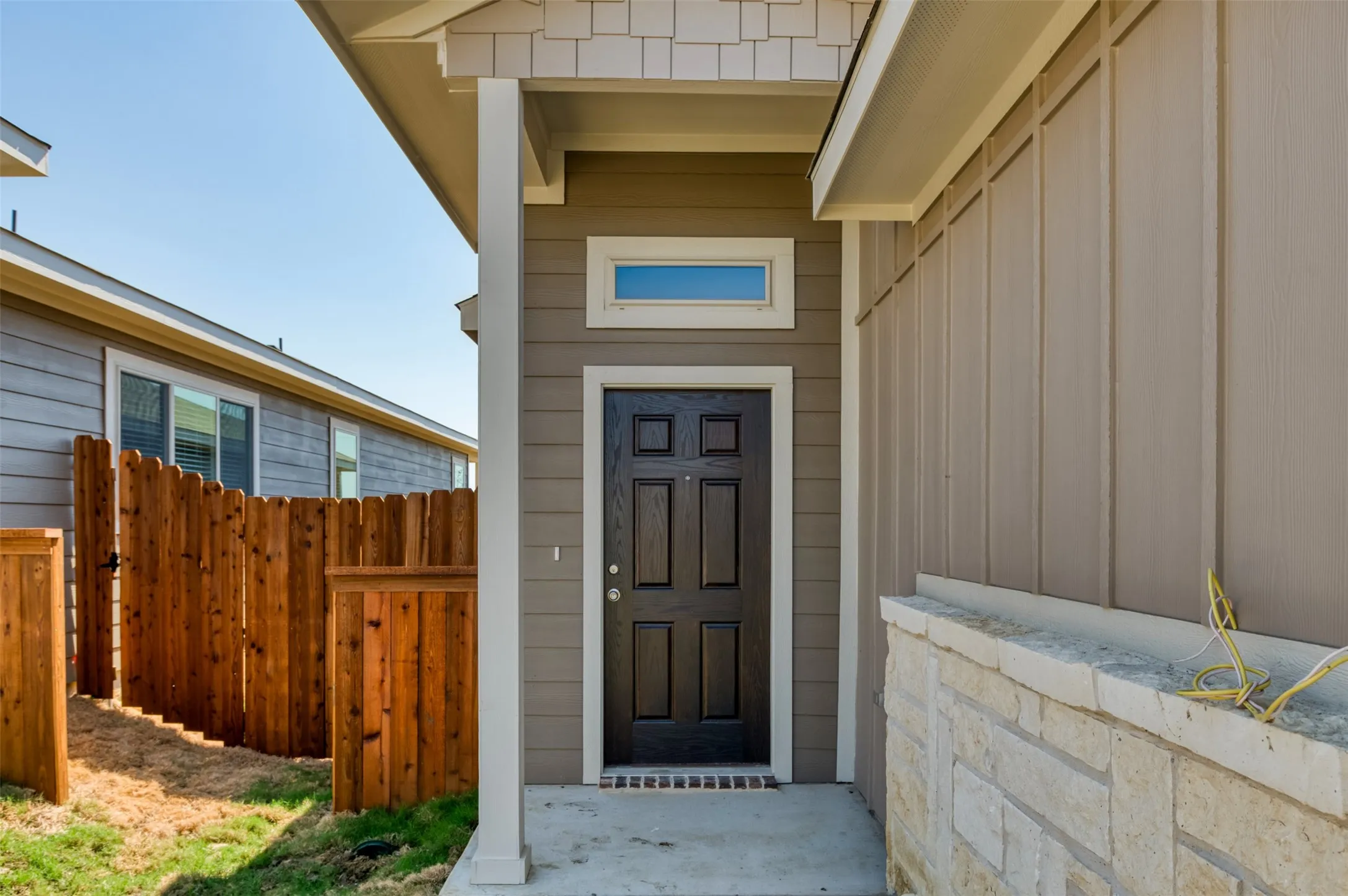 Duplex For Rent in Ellis County , 660 Harvest Moon Drive, Venus, Texas 76084, 3 Bedroom, 2 Bathroom, 2 Garage spaces, 1,301 Sqft, built in 2021, mls#21392925, Real Estate Agent in Venus, Homes For Rent in Ellis county, Homes For Rent in Venus, Realtor in Venus Texas, Real Estate Brokerage Independent Realty Texas, Luminita Cordes Realtor